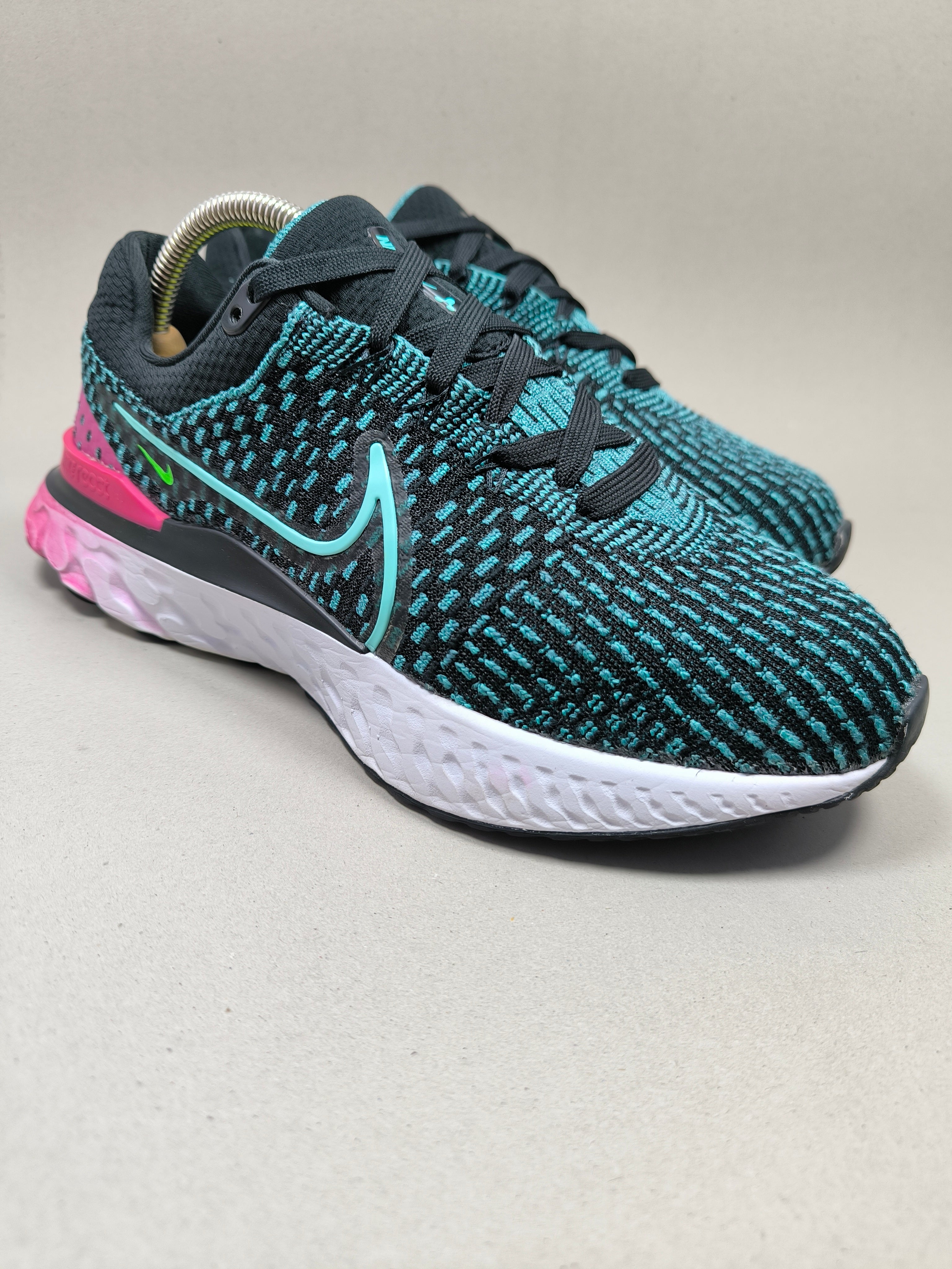 Nike React Infinity Run . Size : EUR  40 | Premium