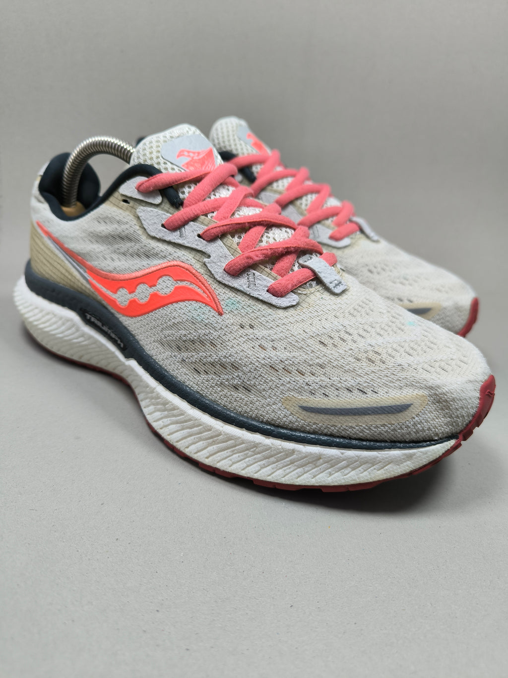 Saucony Triumph 19 . Size : EUR  40/40.5 | Premium