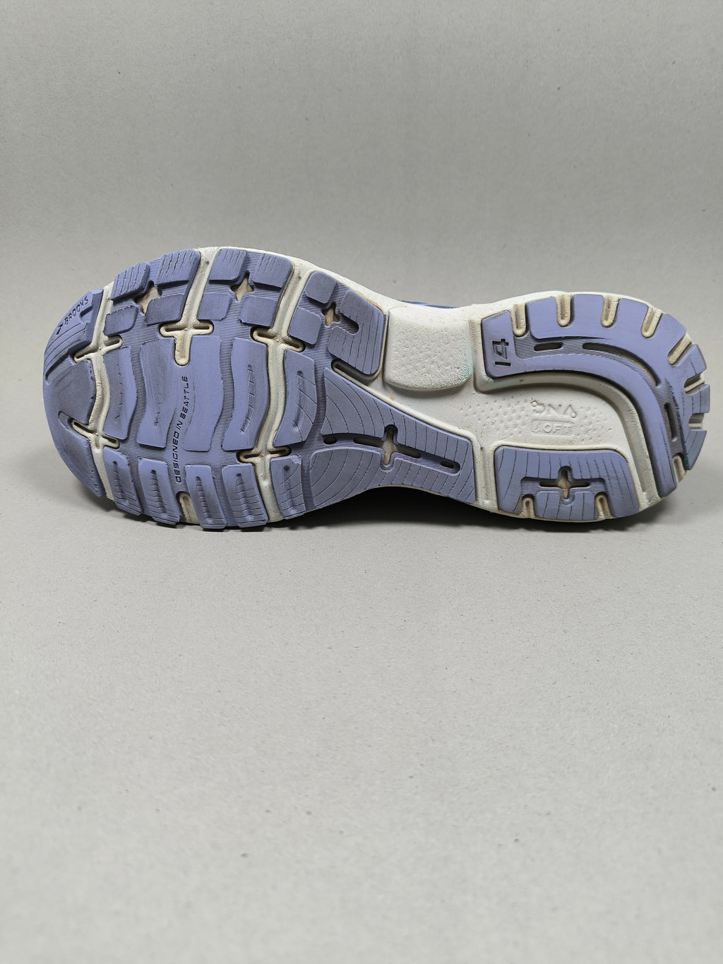 Brooks Ghost 14 . Size : EUR  40| Excellent