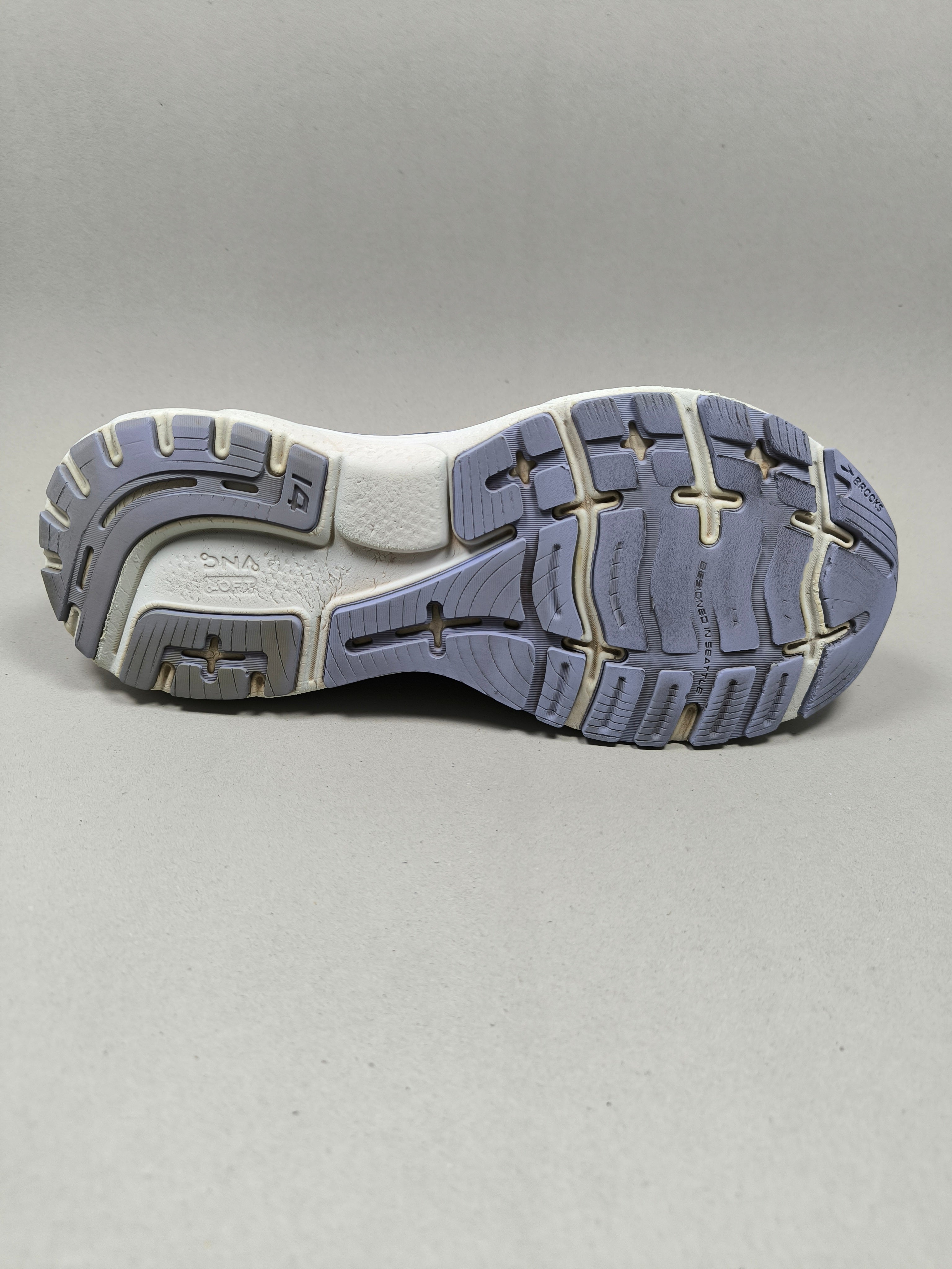 Brooks Ghost 14 . Size : EUR  40| Excellent