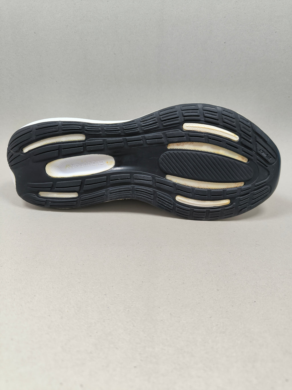 Adidas Run Falcon 3 Cloud Foam . Size : EUR  40 | Premium