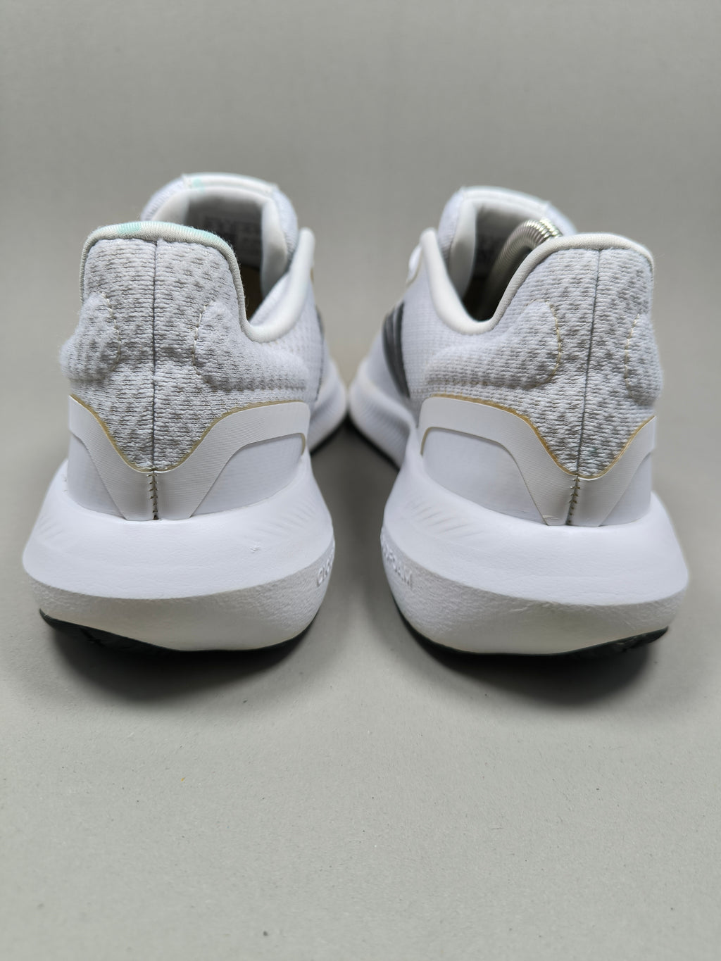 Adidas Run Falcon 3 Cloud Foam . Size : EUR  40 | Premium