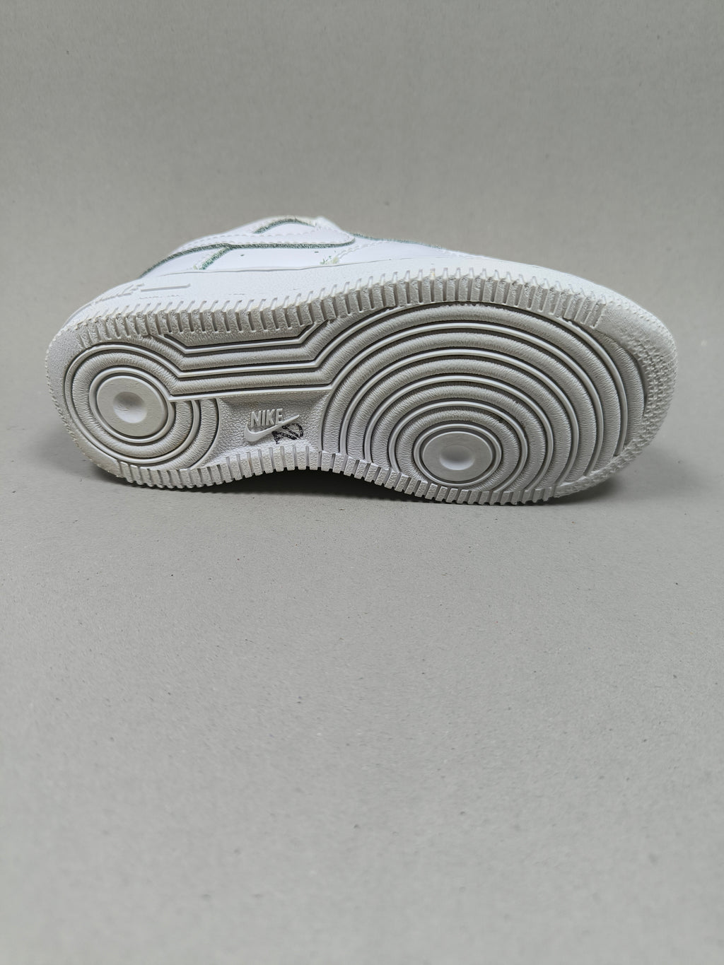 Nike Air Force . Size : EUR  26 | Premium