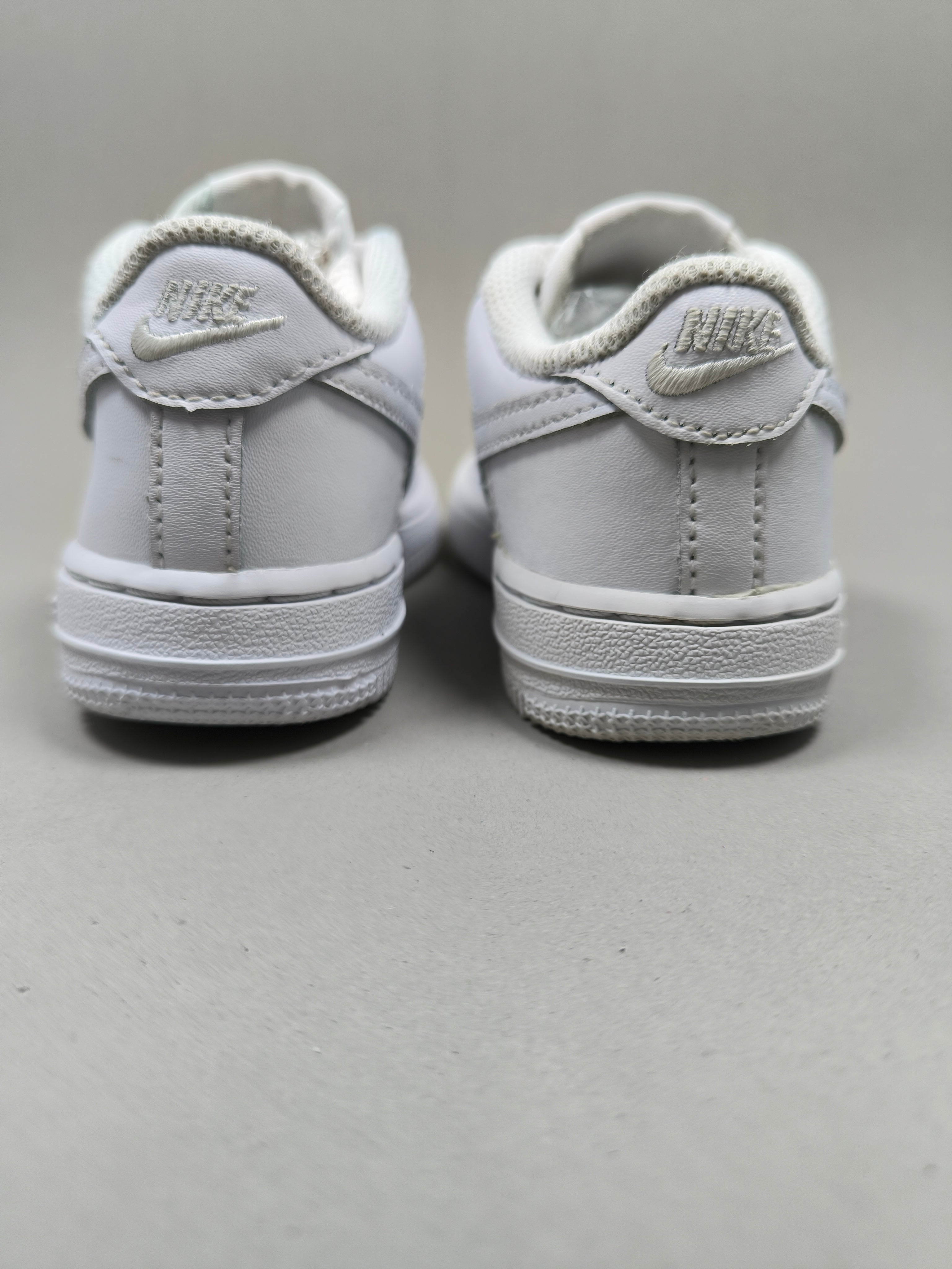 Nike Air Force . Size : EUR  26 | Premium