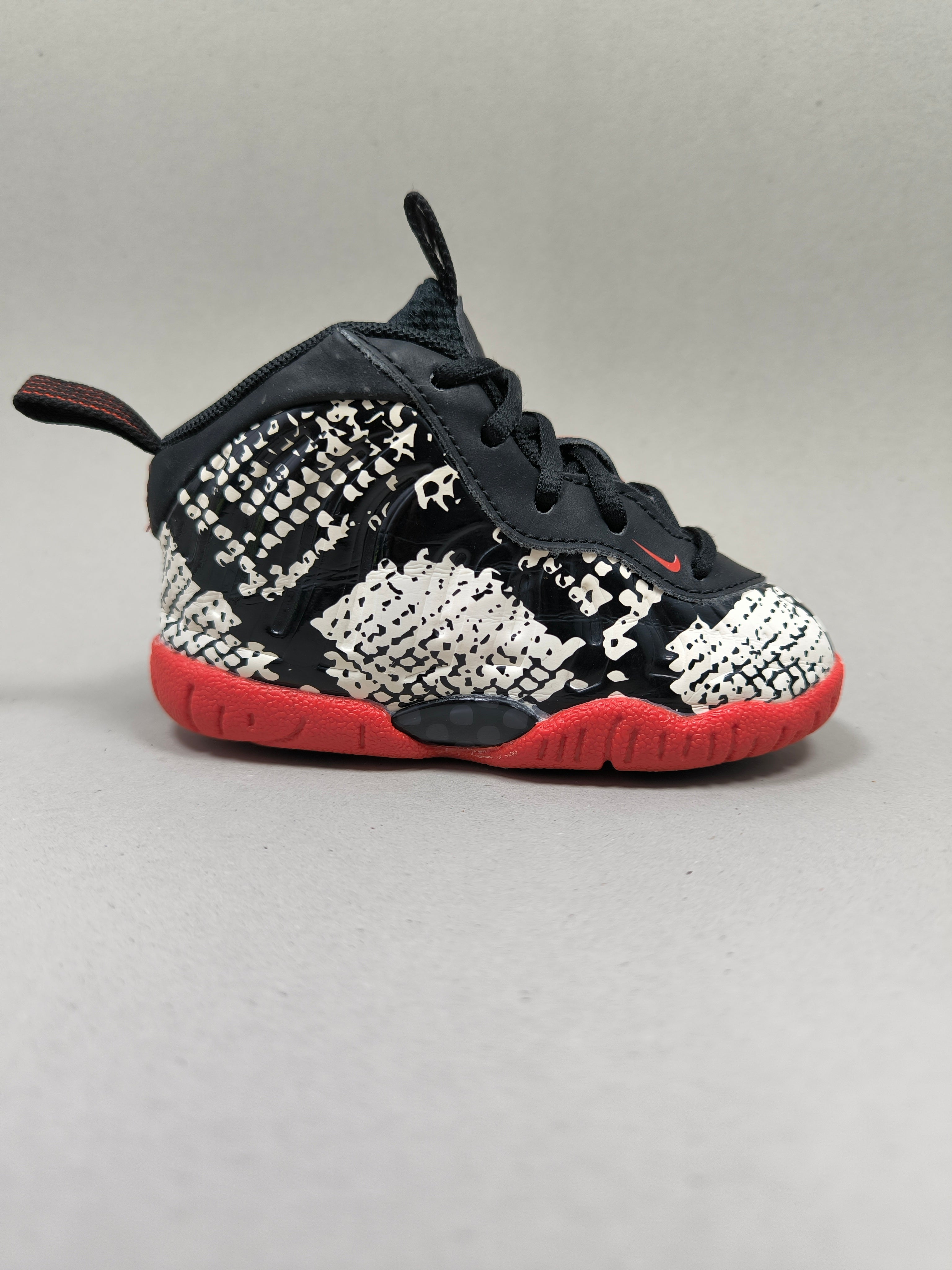 Nike Foam Posite . Size : EUR  21 | Premium