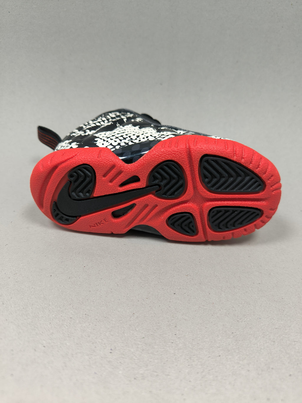 Nike Foam Posite . Size : EUR  21 | Premium