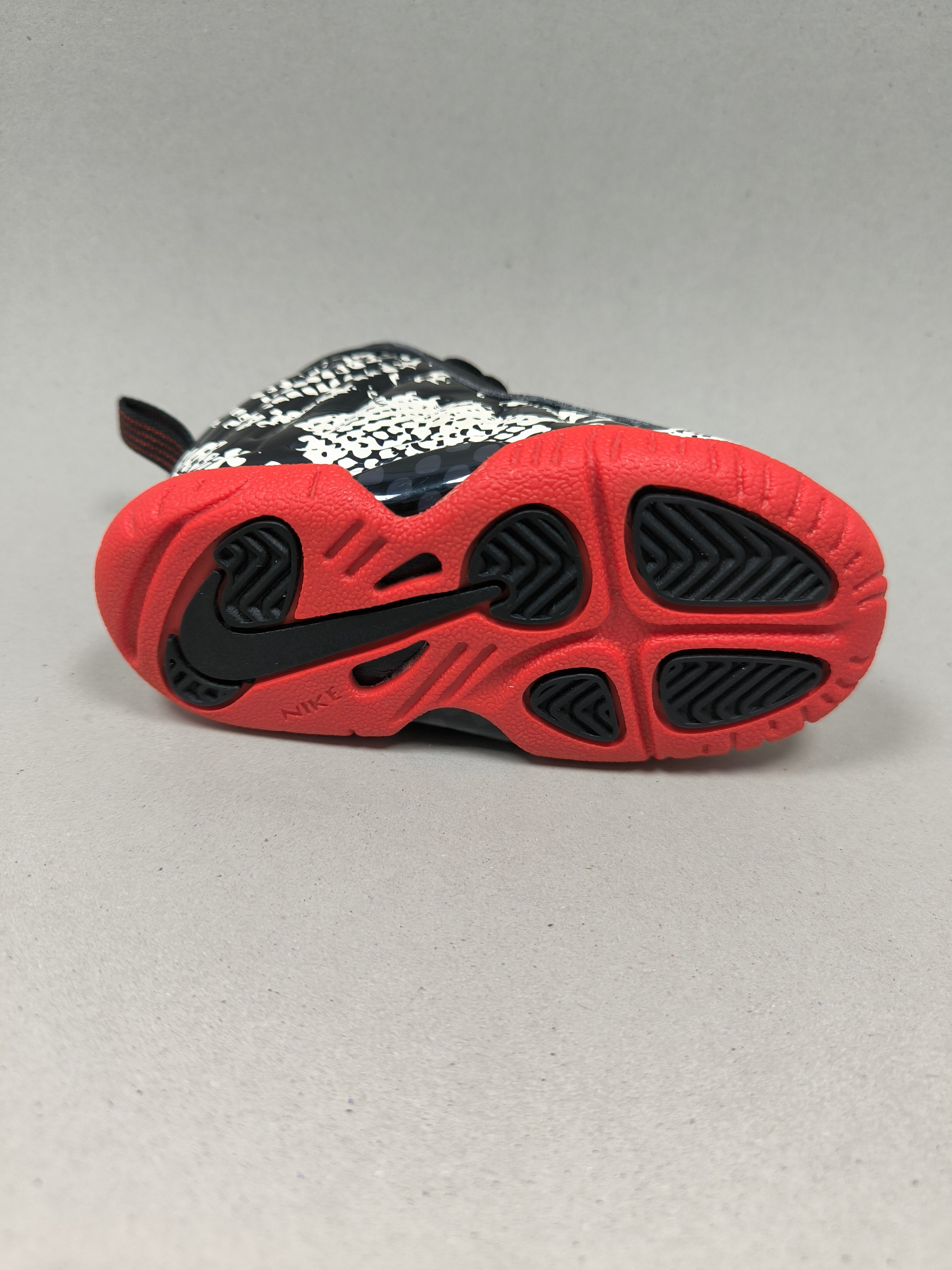 Nike Foam Posite . Size : EUR  21 | Premium