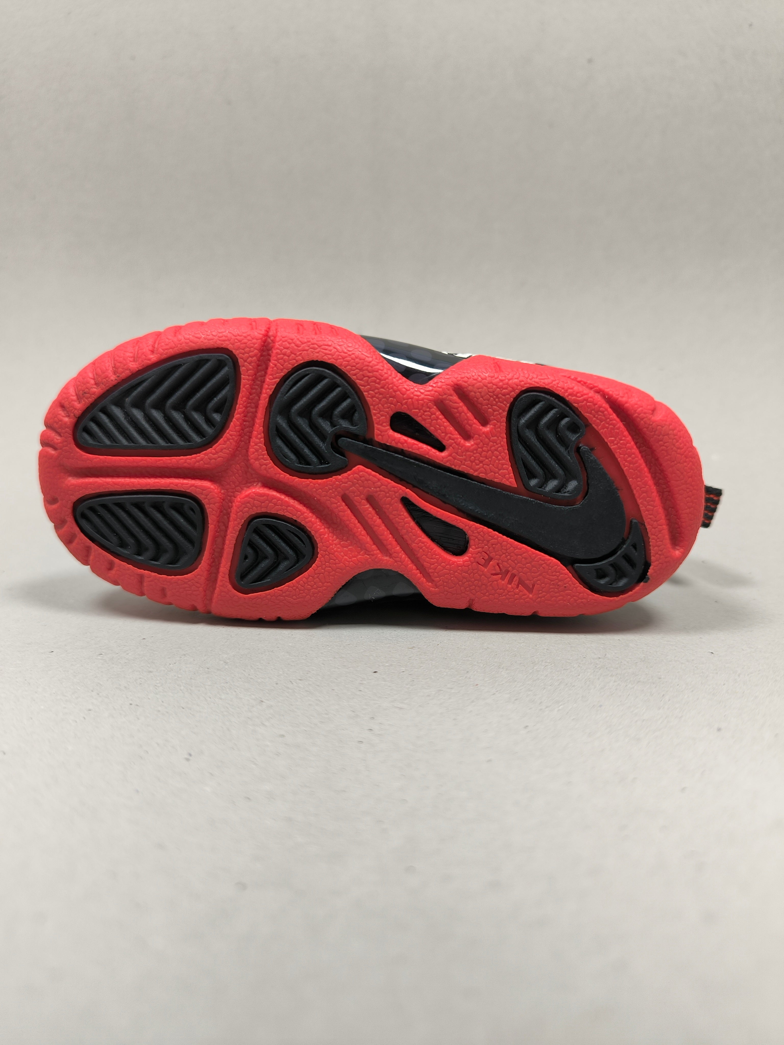 Nike Foam Posite . Size : EUR  21 | Premium