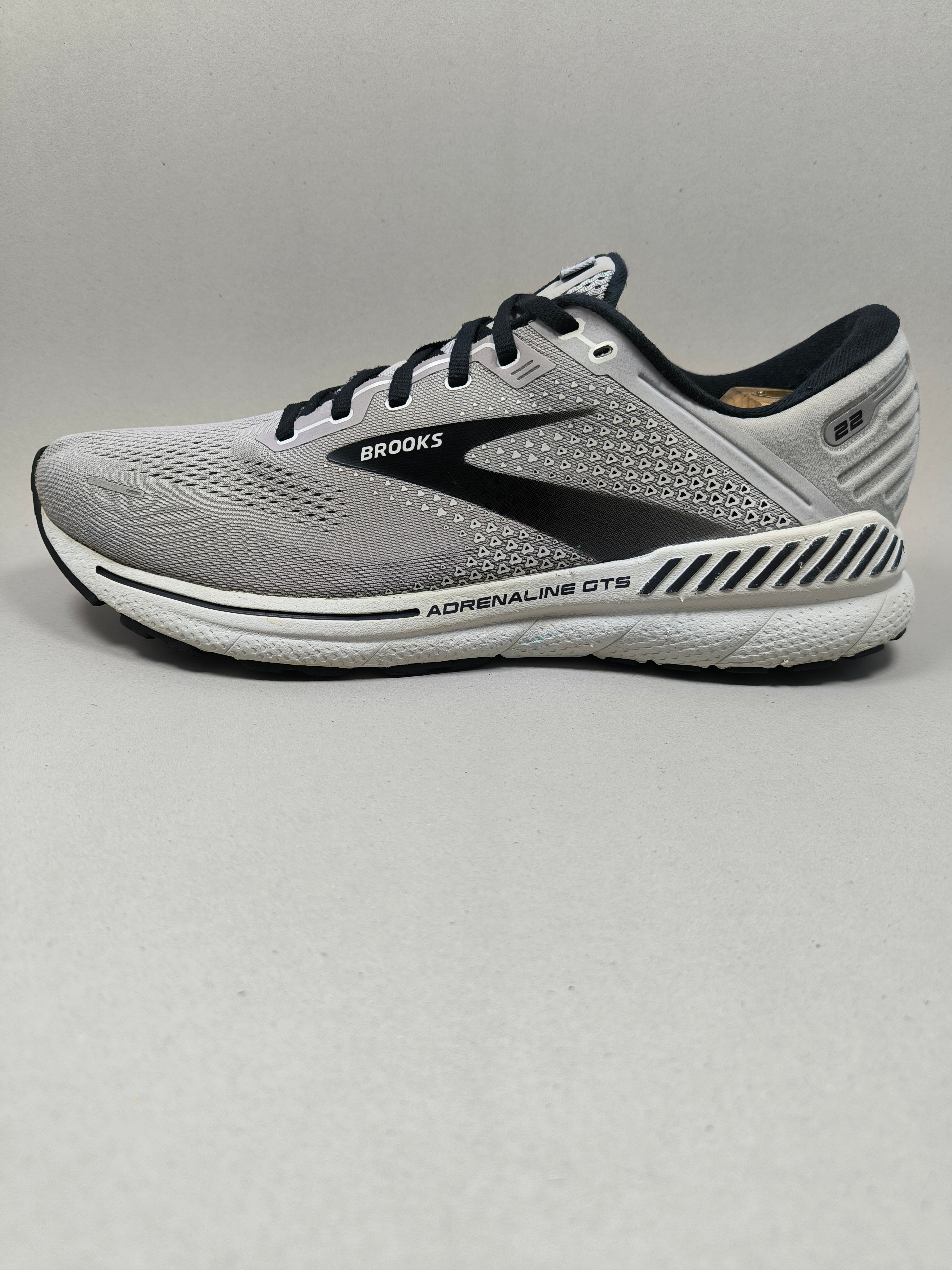 Brooks Adrenaline 22 . Size : EUR  47 | Excellent+