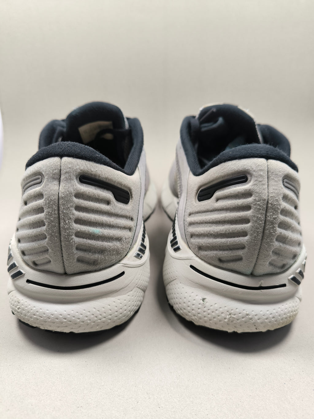 Brooks Adrenaline 22 . Size : EUR  47 | Excellent+