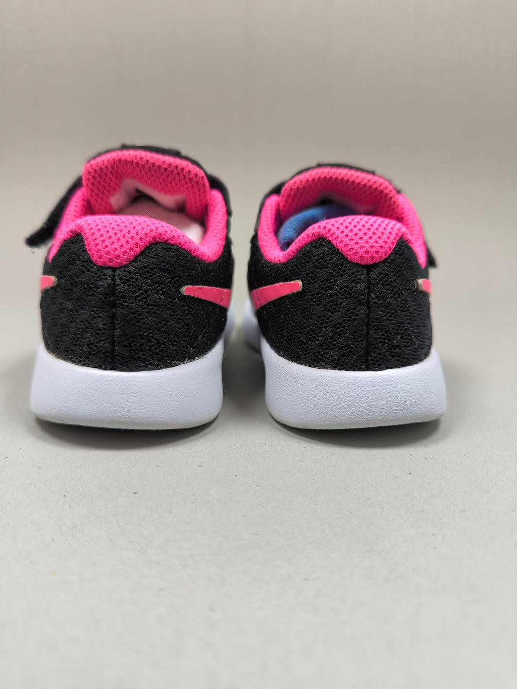 Nike Tanjun  . Size : EUR  21 | Excellent+