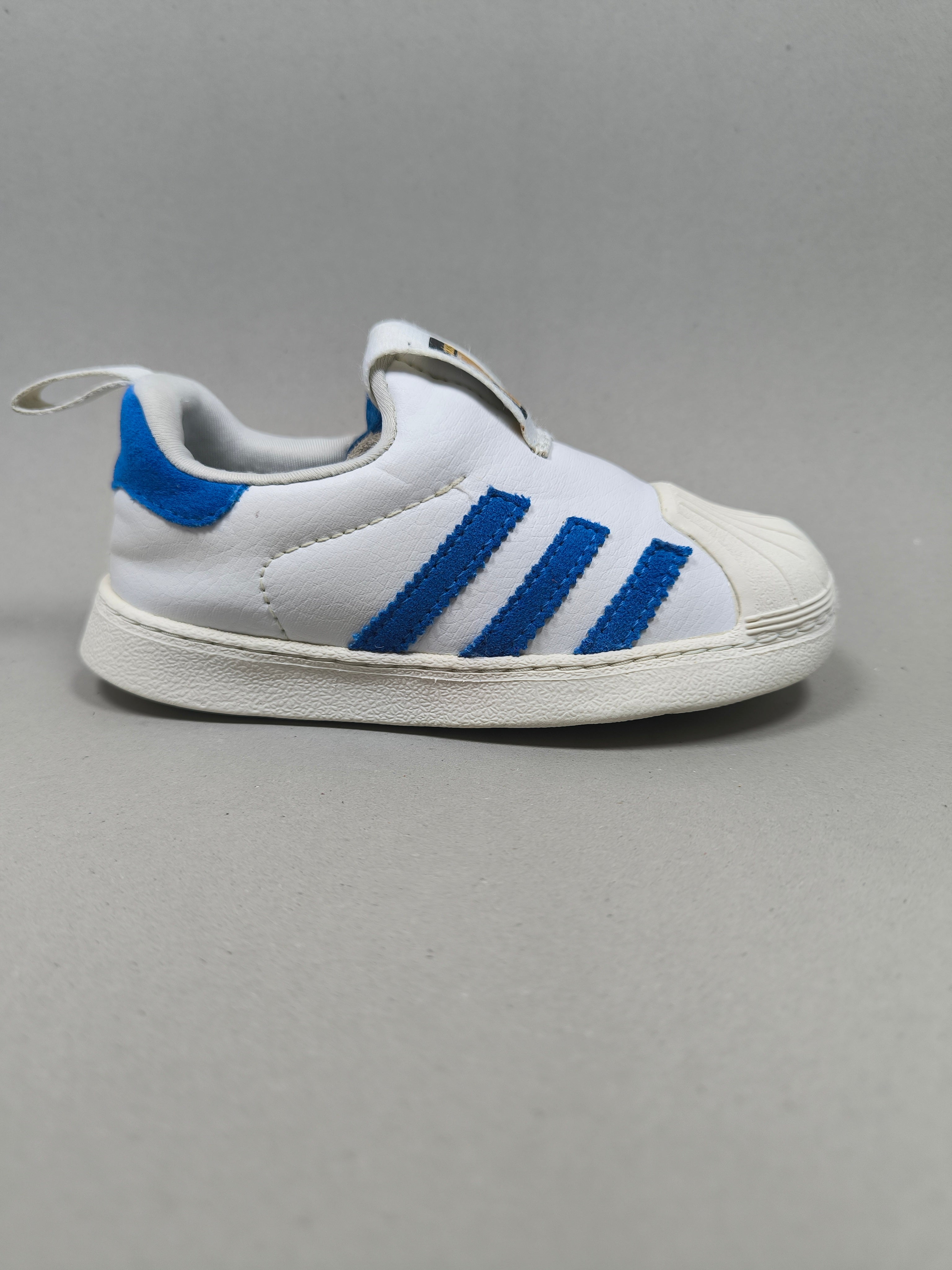 Adidas Super Star . Size : EUR  25 | Excellent+