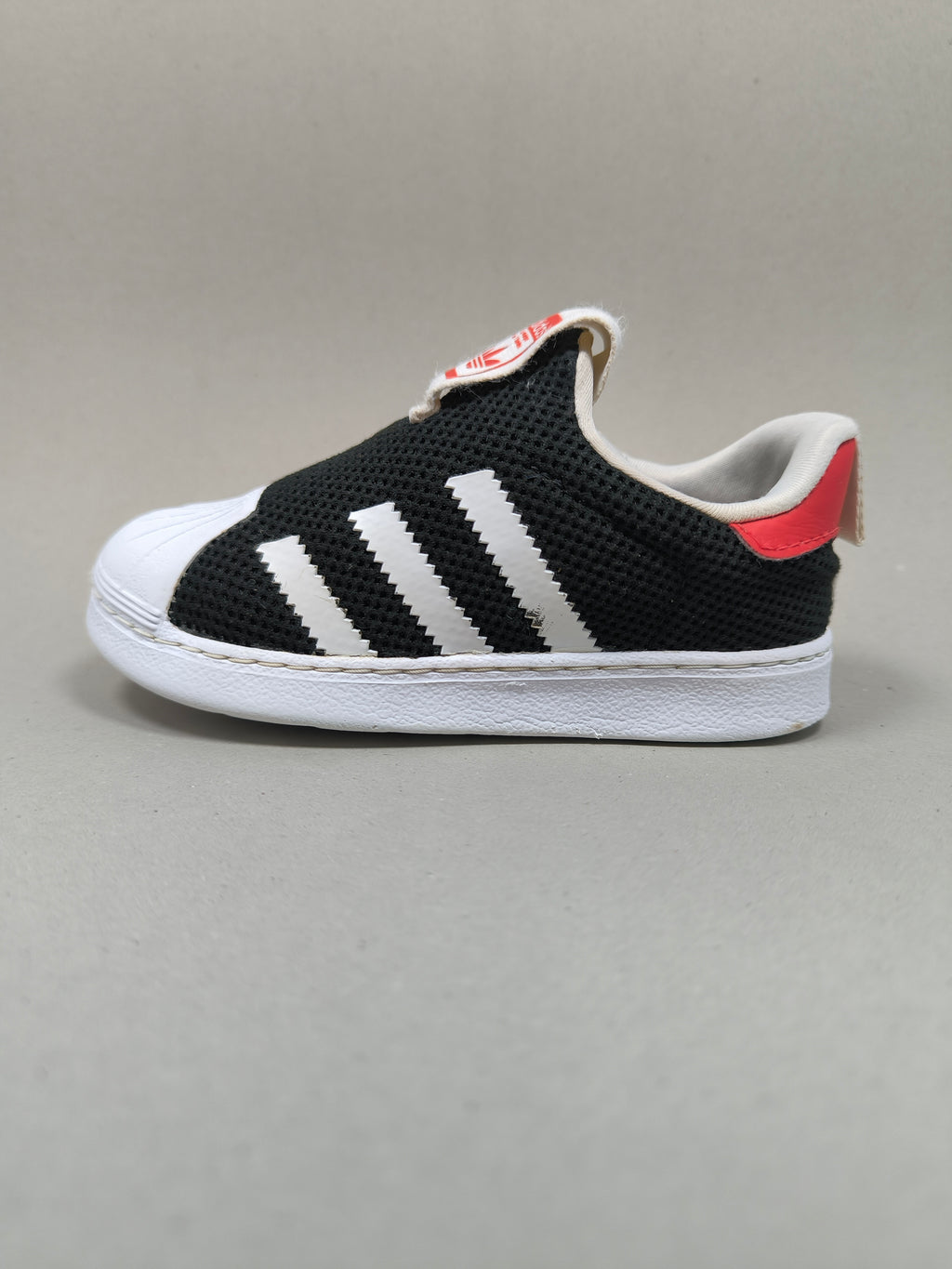 Adidas Super Star . Size : EUR  24 | Excellent+