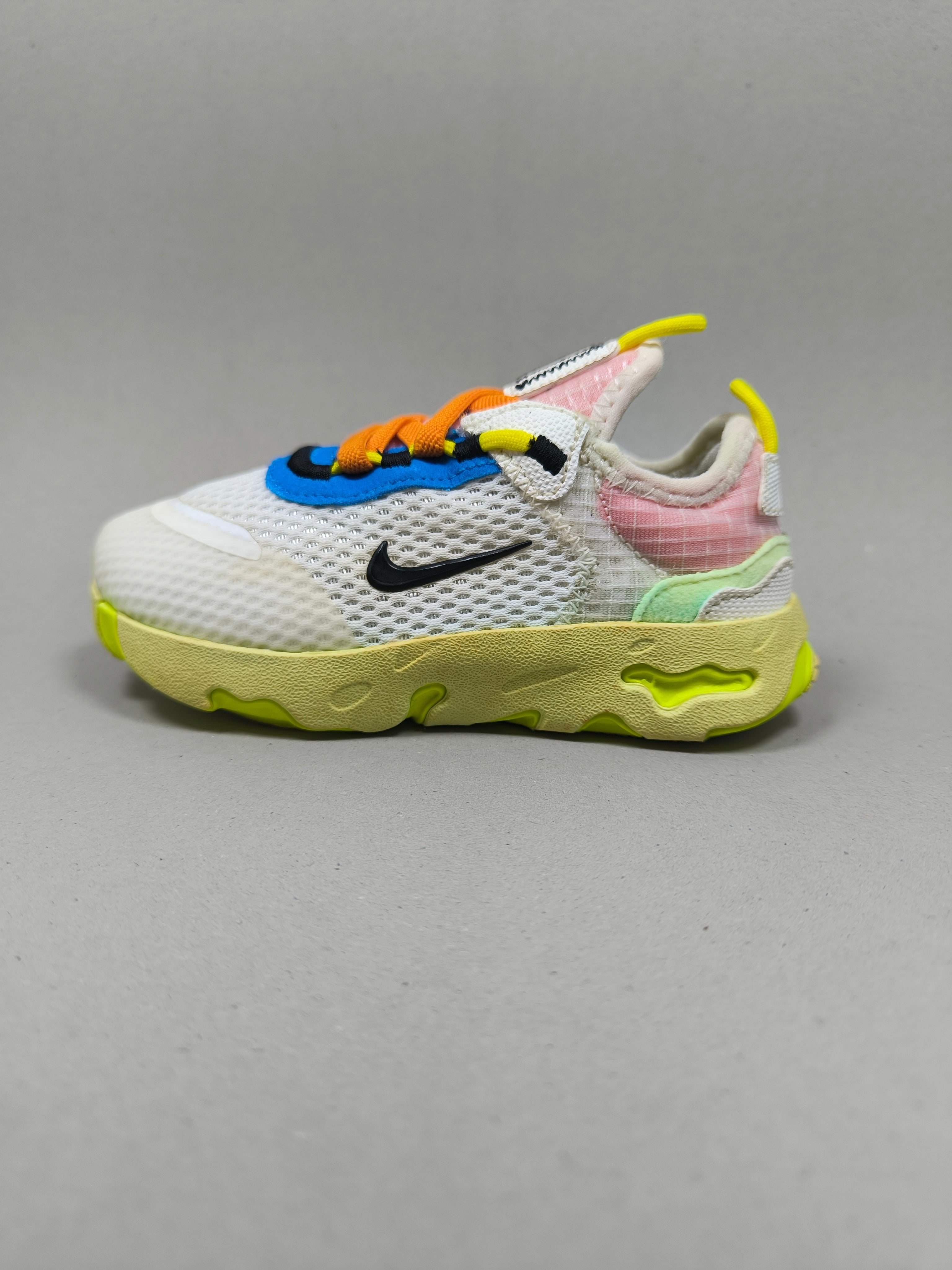 Nike React . Size : EUR  25 | Premium