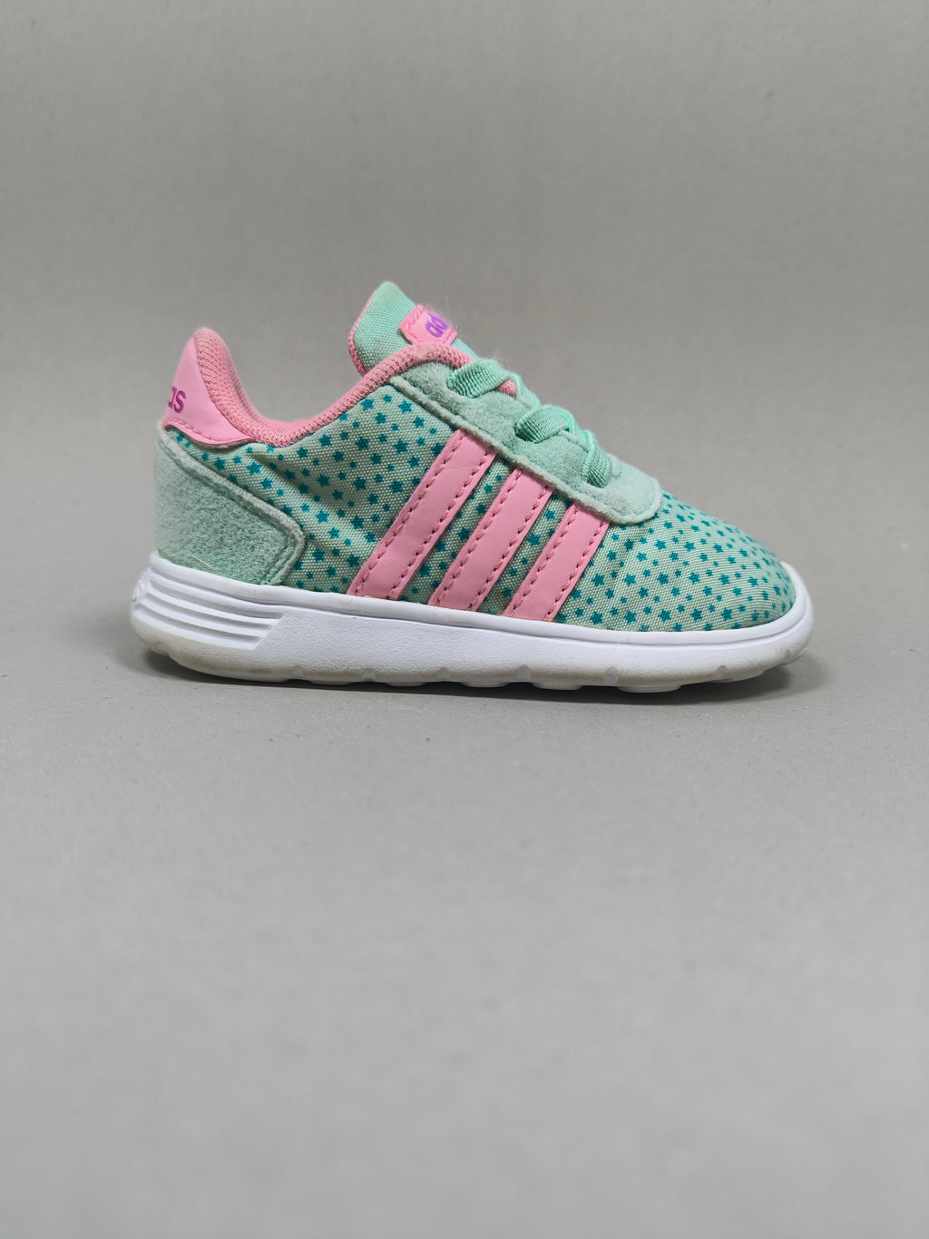 Adidas Neo . Size : EUR  22 | Excellent+