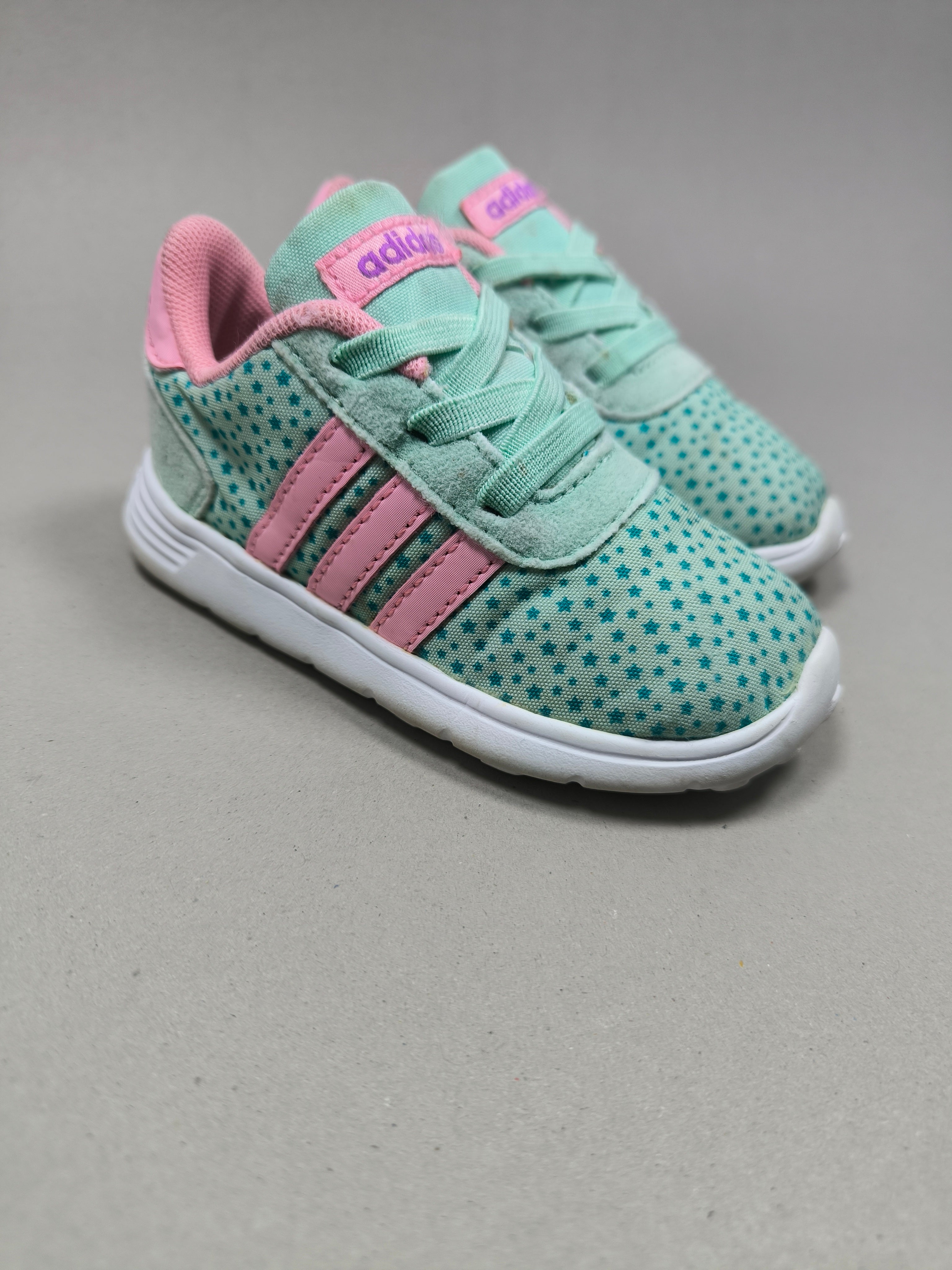 Adidas Neo . Size : EUR  22 | Excellent+