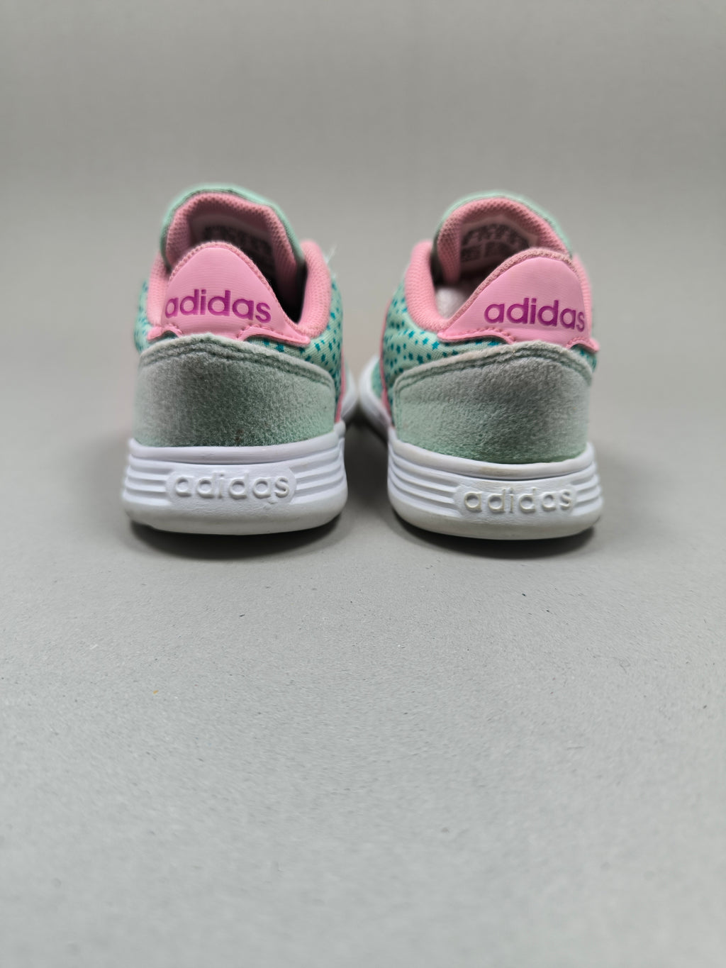 Adidas Neo . Size : EUR  22 | Excellent+