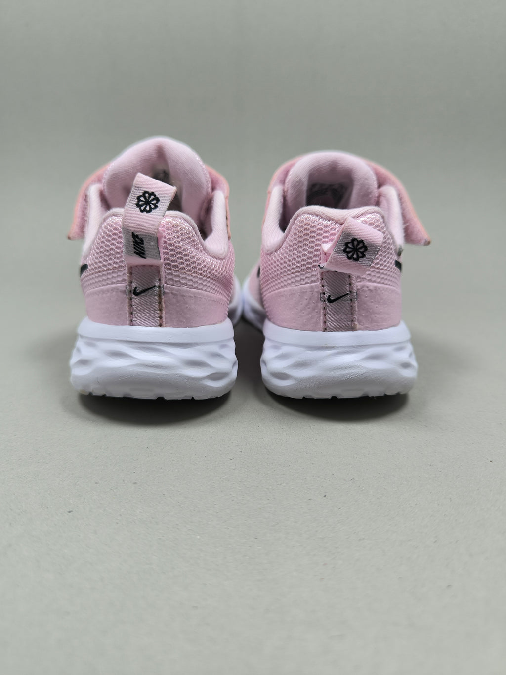 Nike Revolution . Size : EUR  22 | Premium