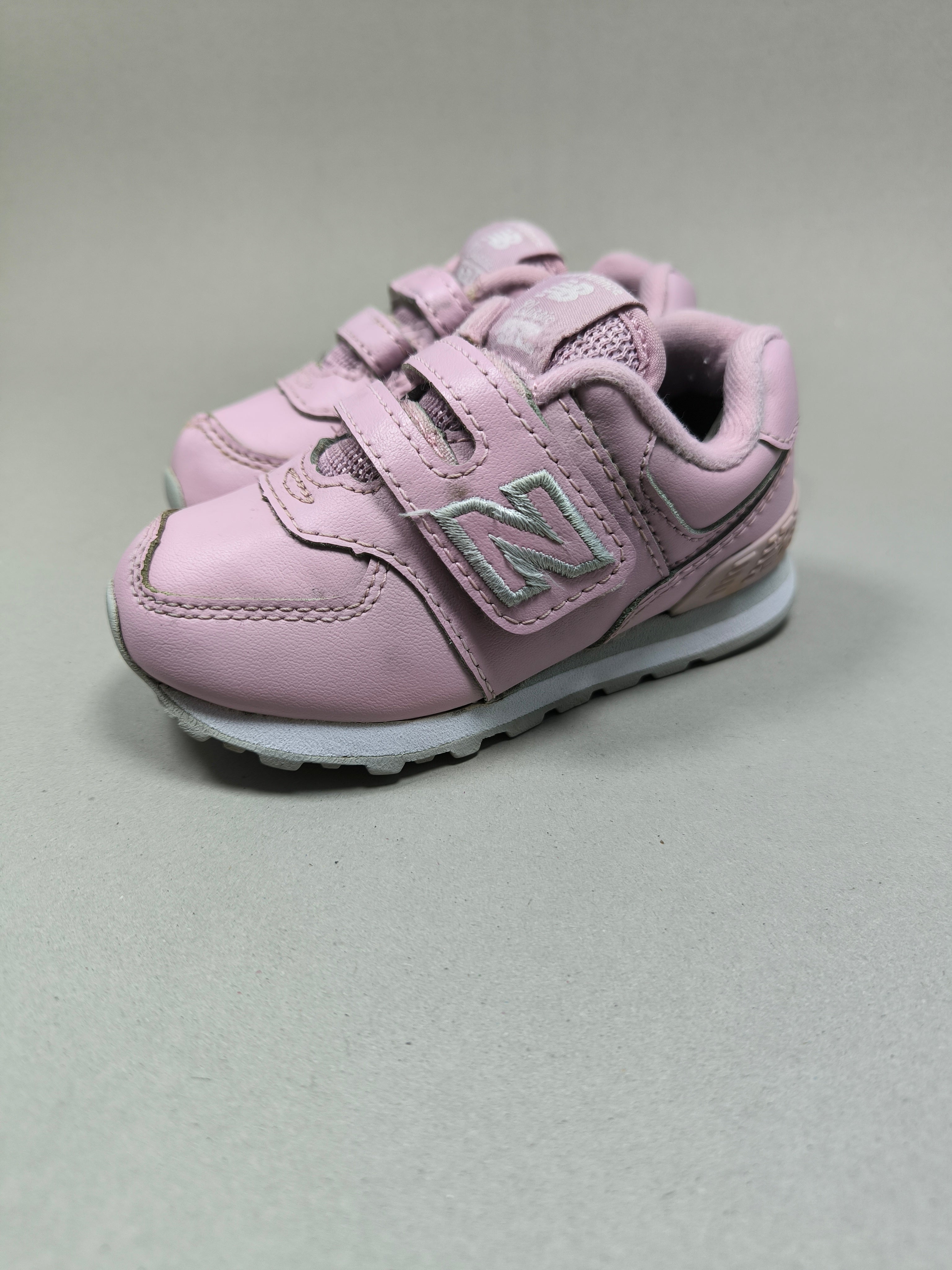 New Balance 574 . Size : EUR  22 | Excellent+
