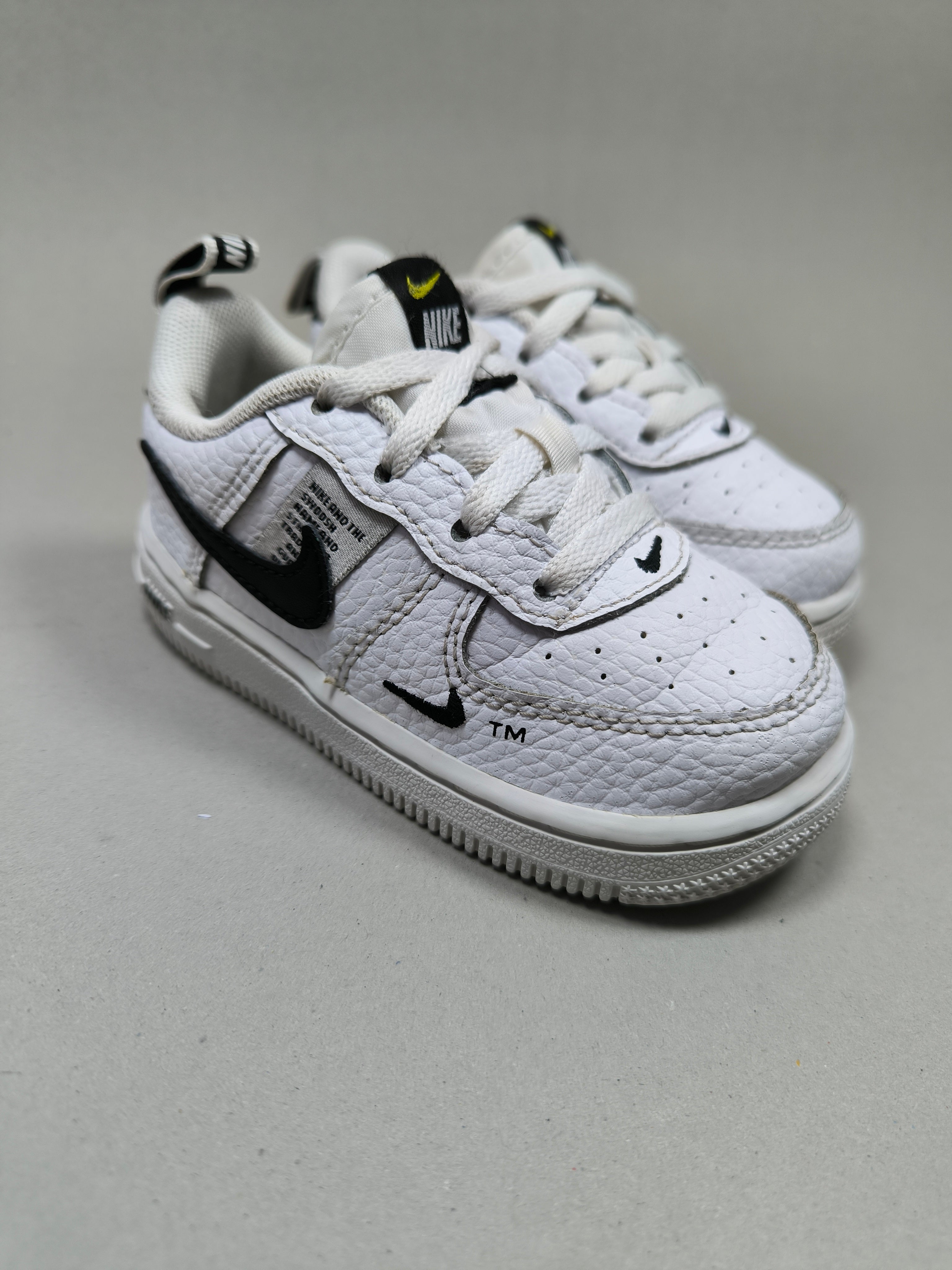Nike Air Force 1 . Size : EUR  23 | Excellent+