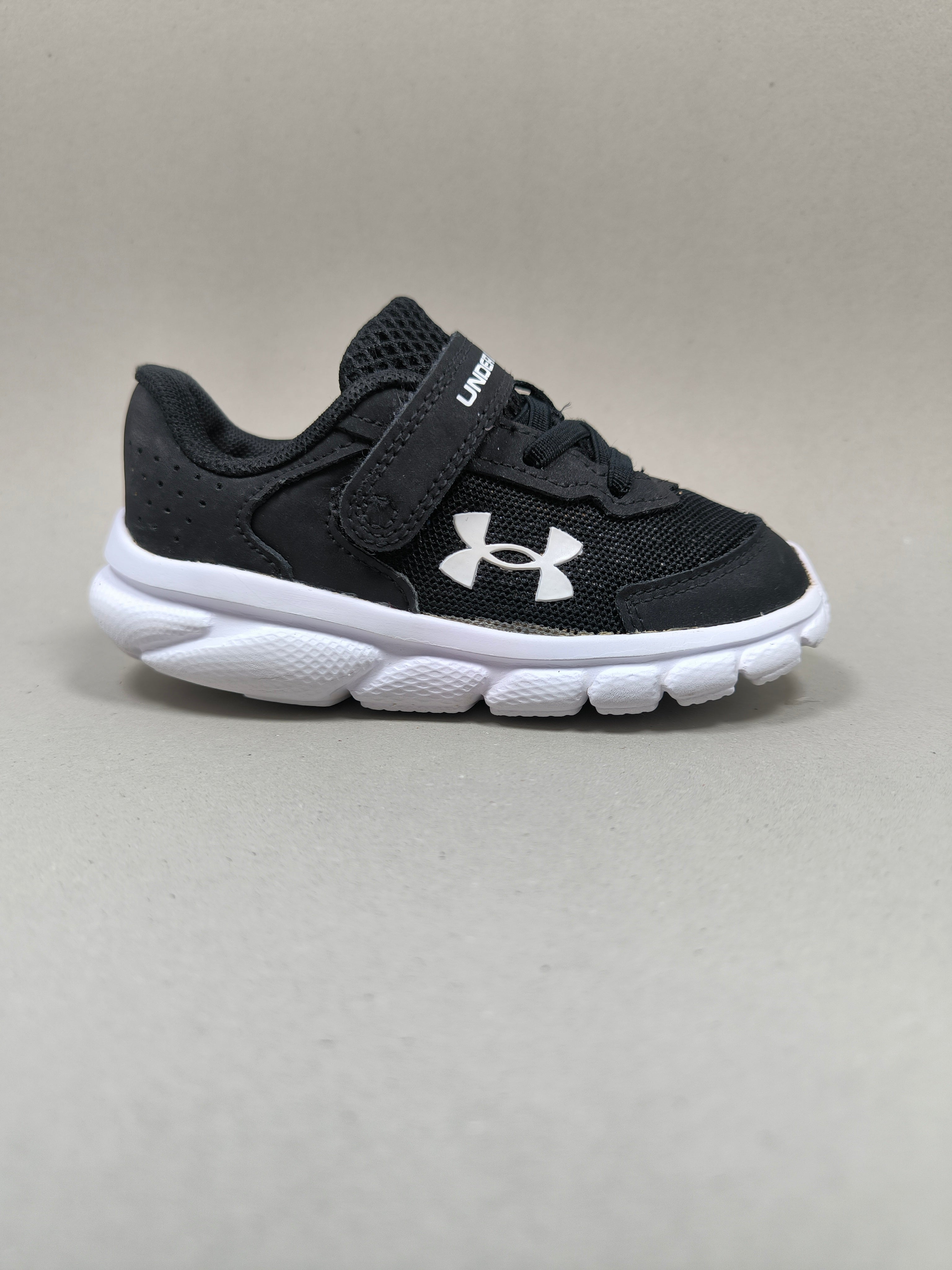 Under Armour Assert . Size : EUR  23 | Excellent+