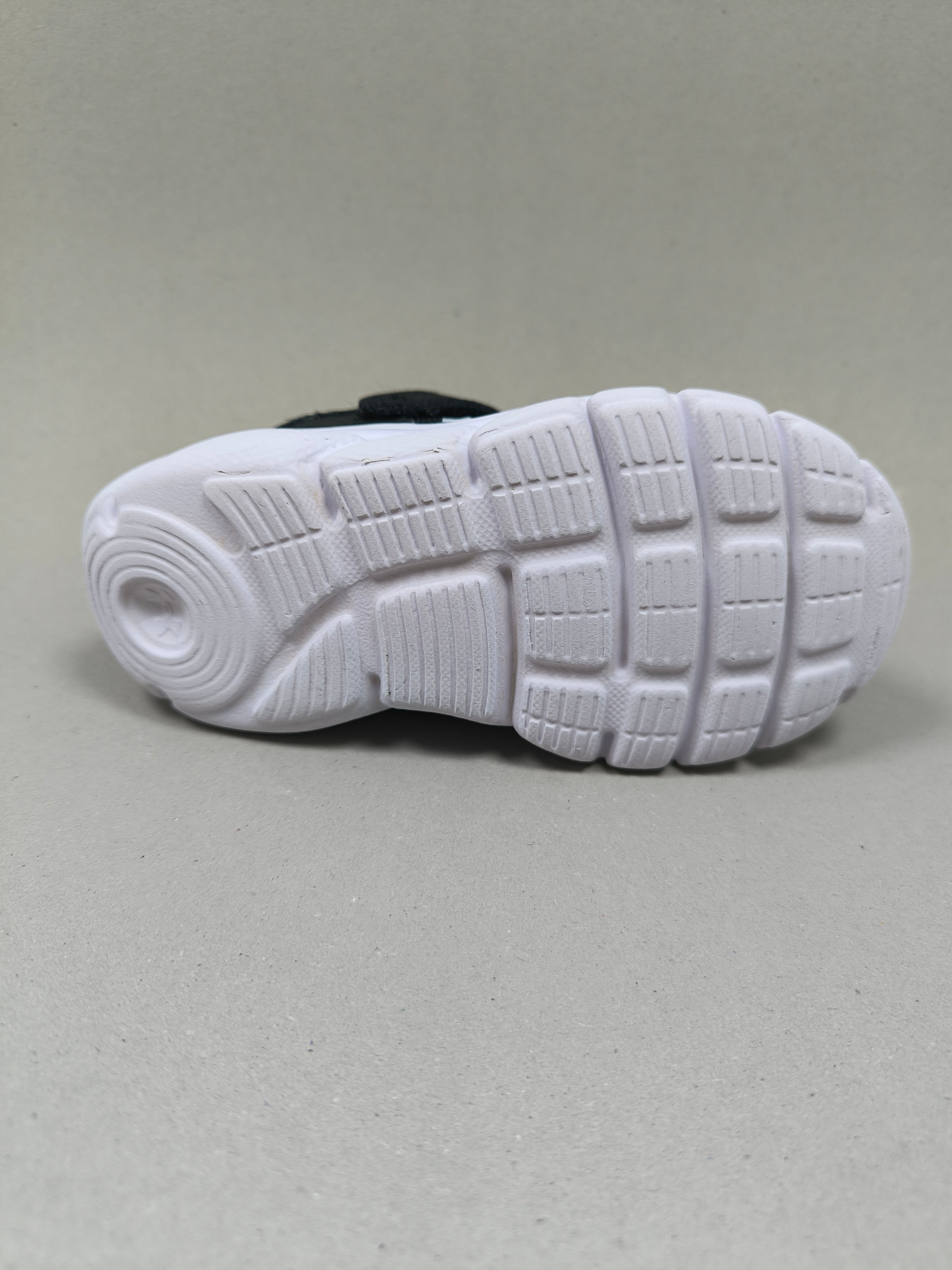 Under Armour Assert . Size : EUR  23 | Excellent+