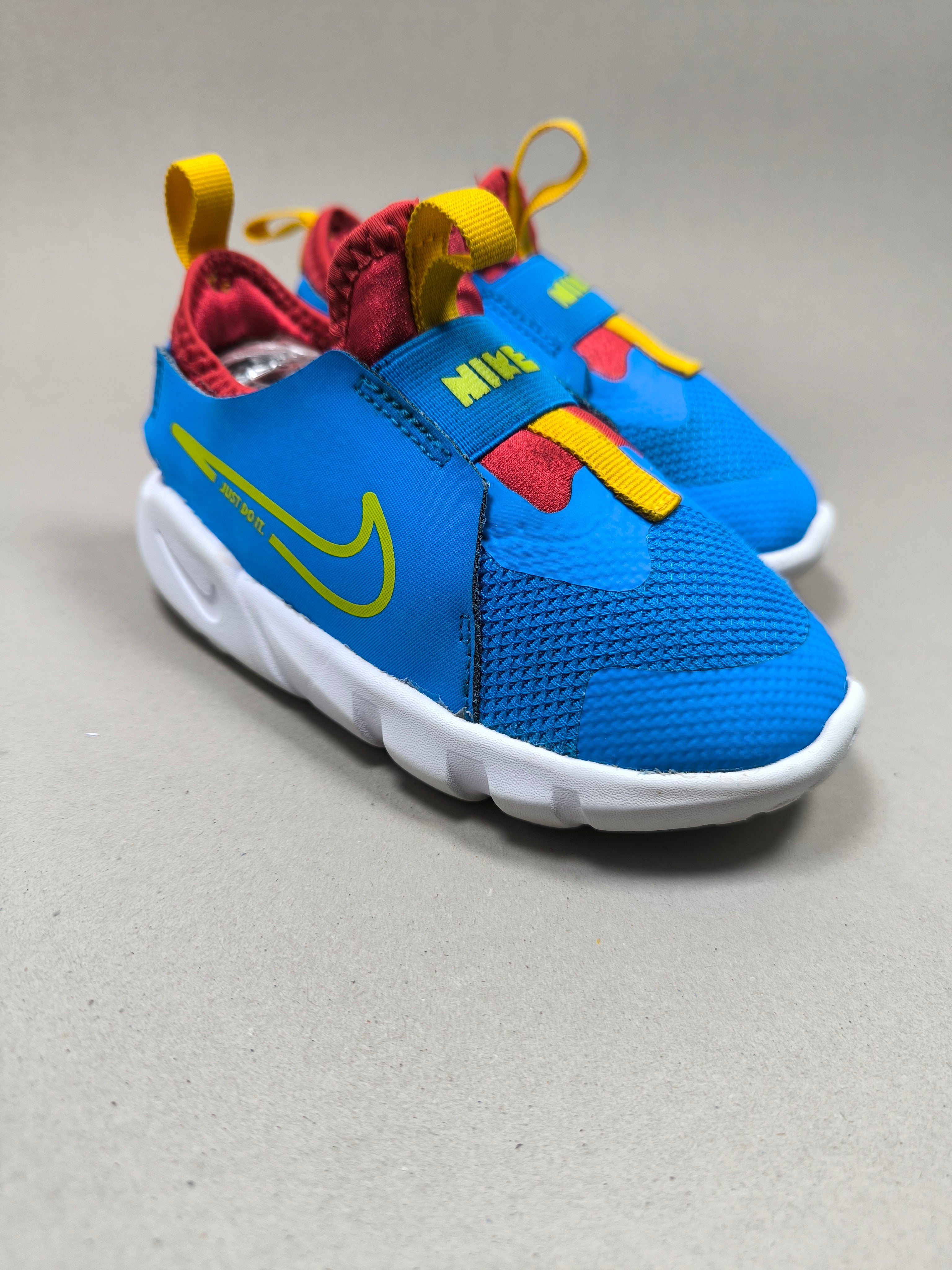 Nike Flex Runner 2 . Size : EUR  25 | Excellent+