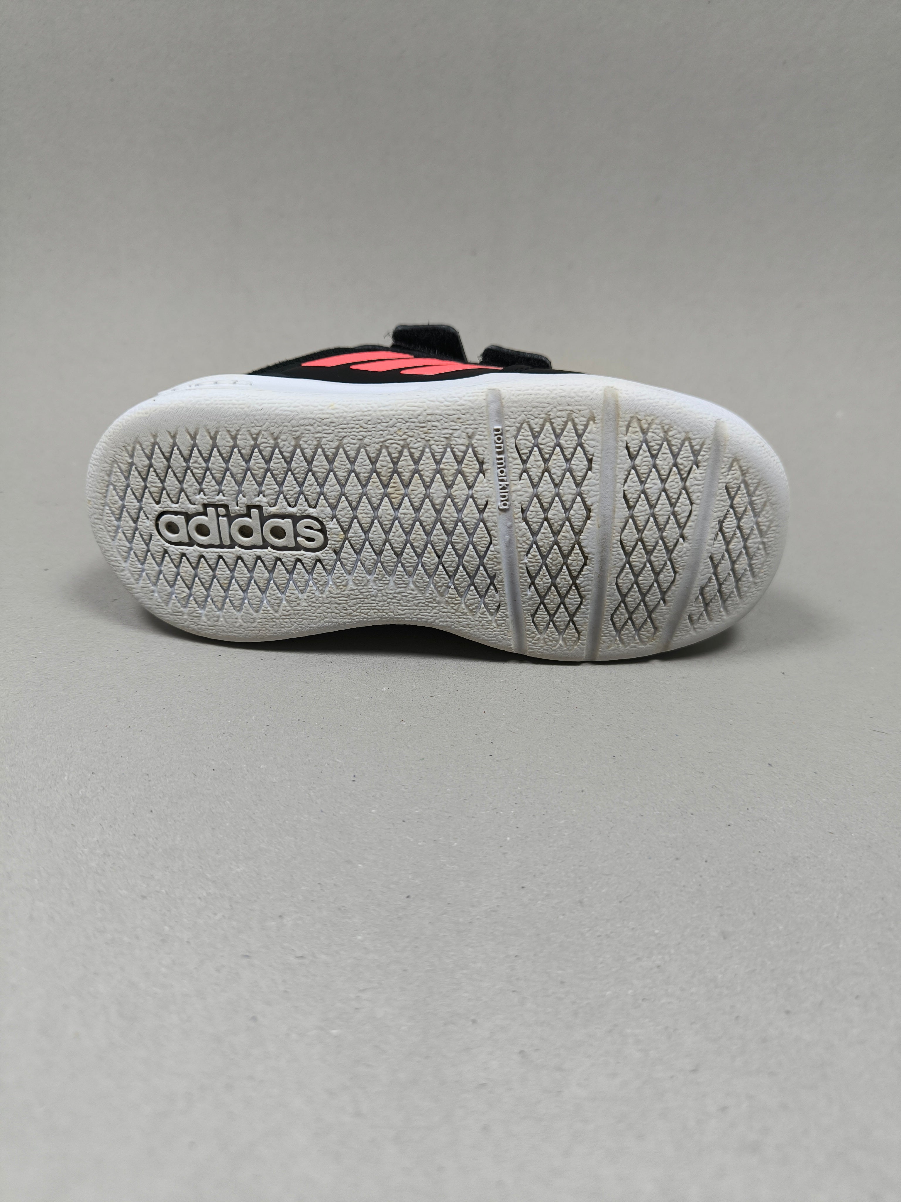 Adidas Tensaur Hook . Size : EUR  23 | Excellent+