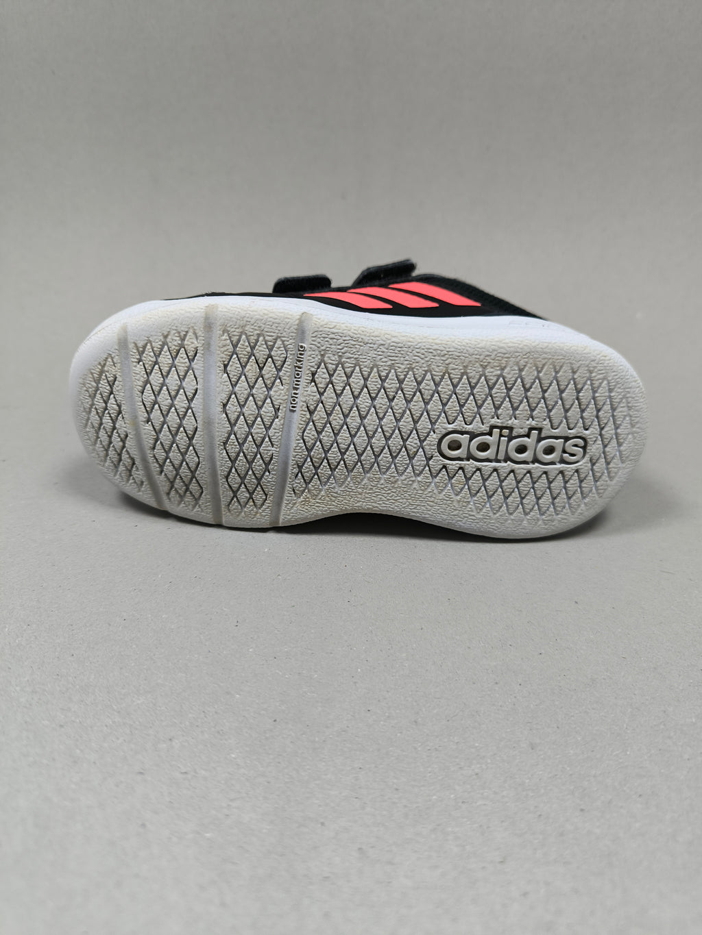 Adidas Tensaur Hook . Size : EUR  23 | Excellent+