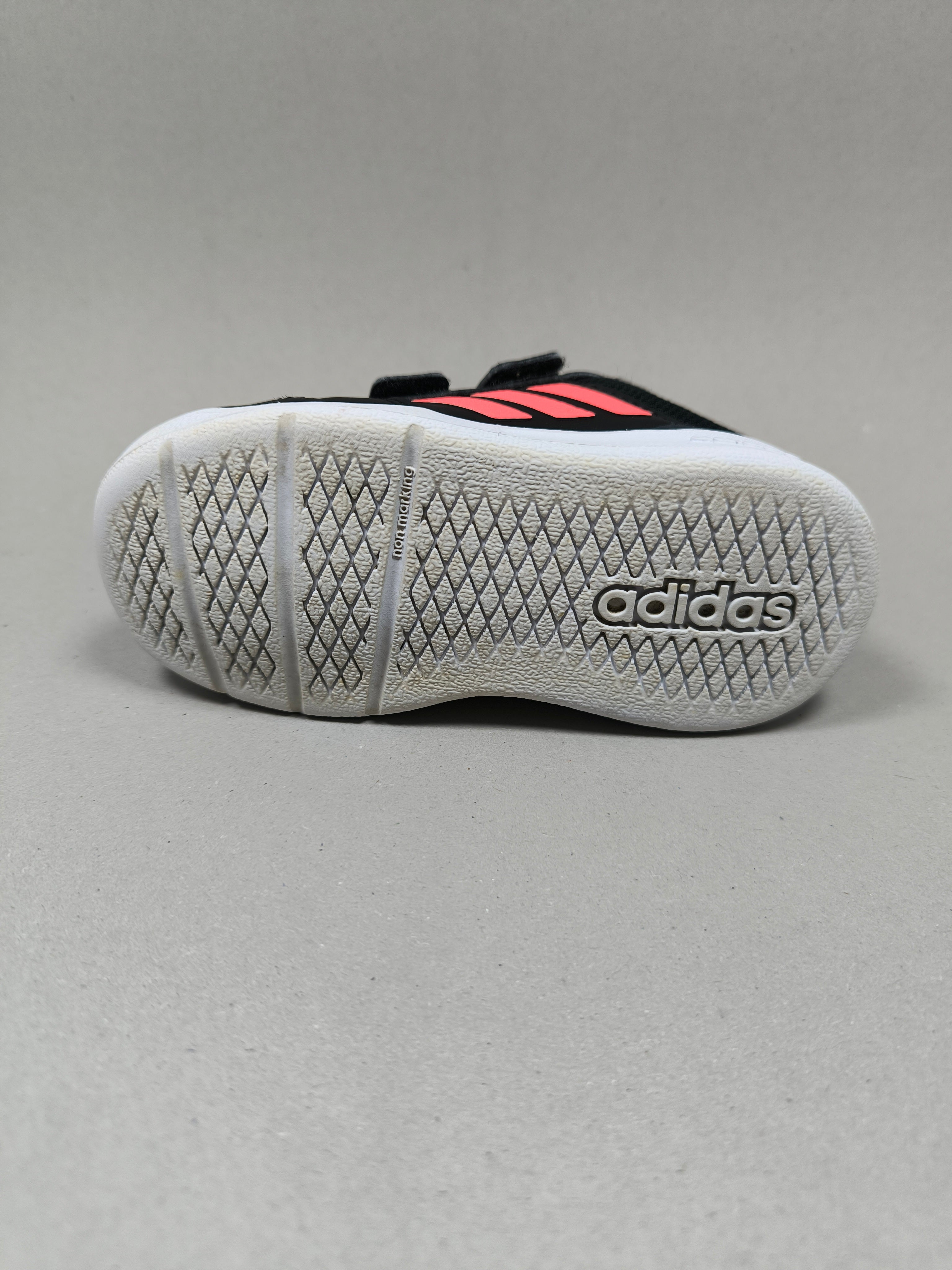 Adidas Tensaur Hook . Size : EUR  23 | Excellent+