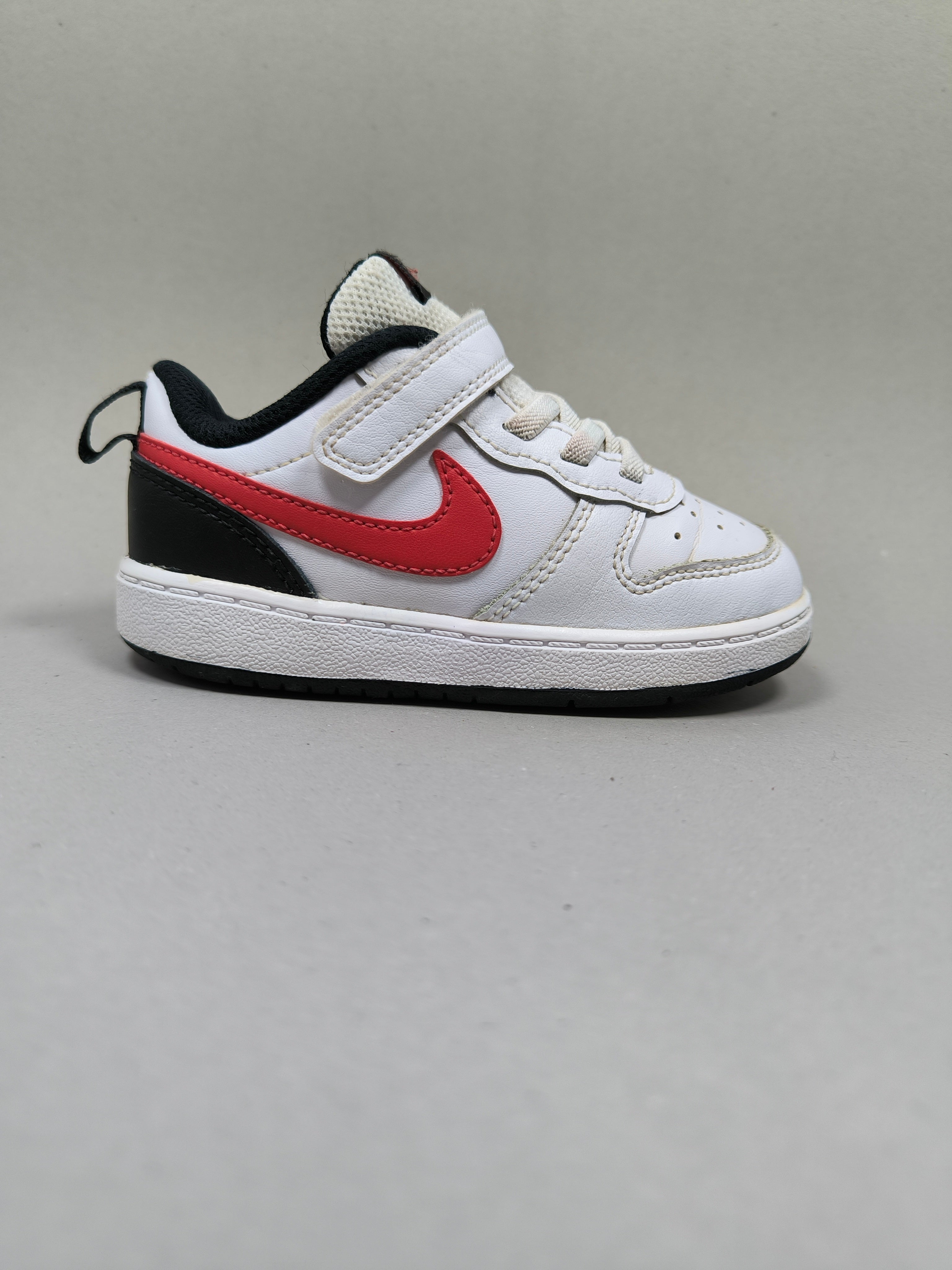 Nike Court Borough . Size : EUR  25 | Excellent+