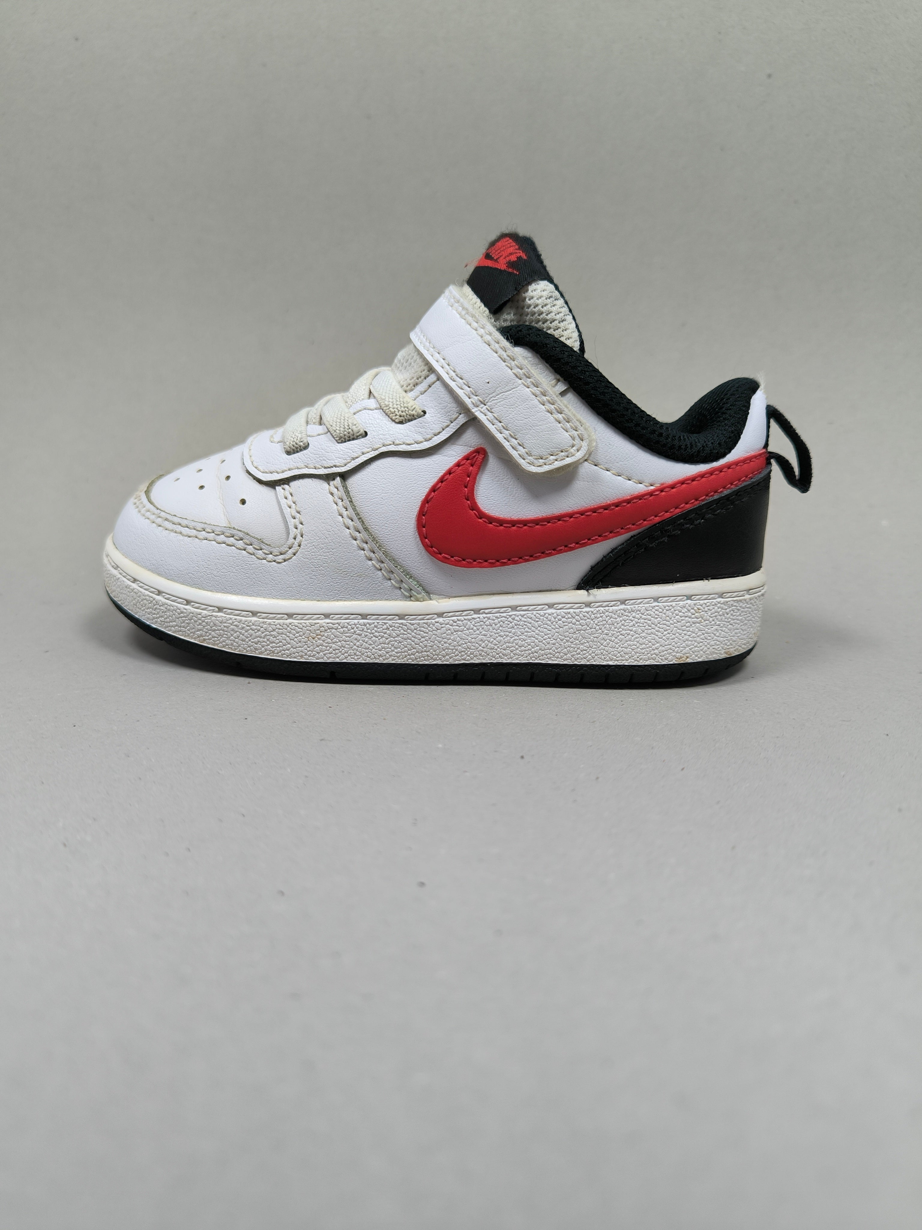 Nike Court Borough . Size : EUR  25 | Excellent+