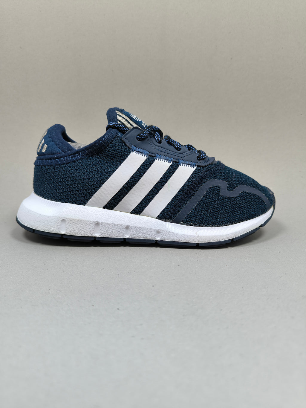 Adidas Swift Run . Size : EUR  31 | Excellent+