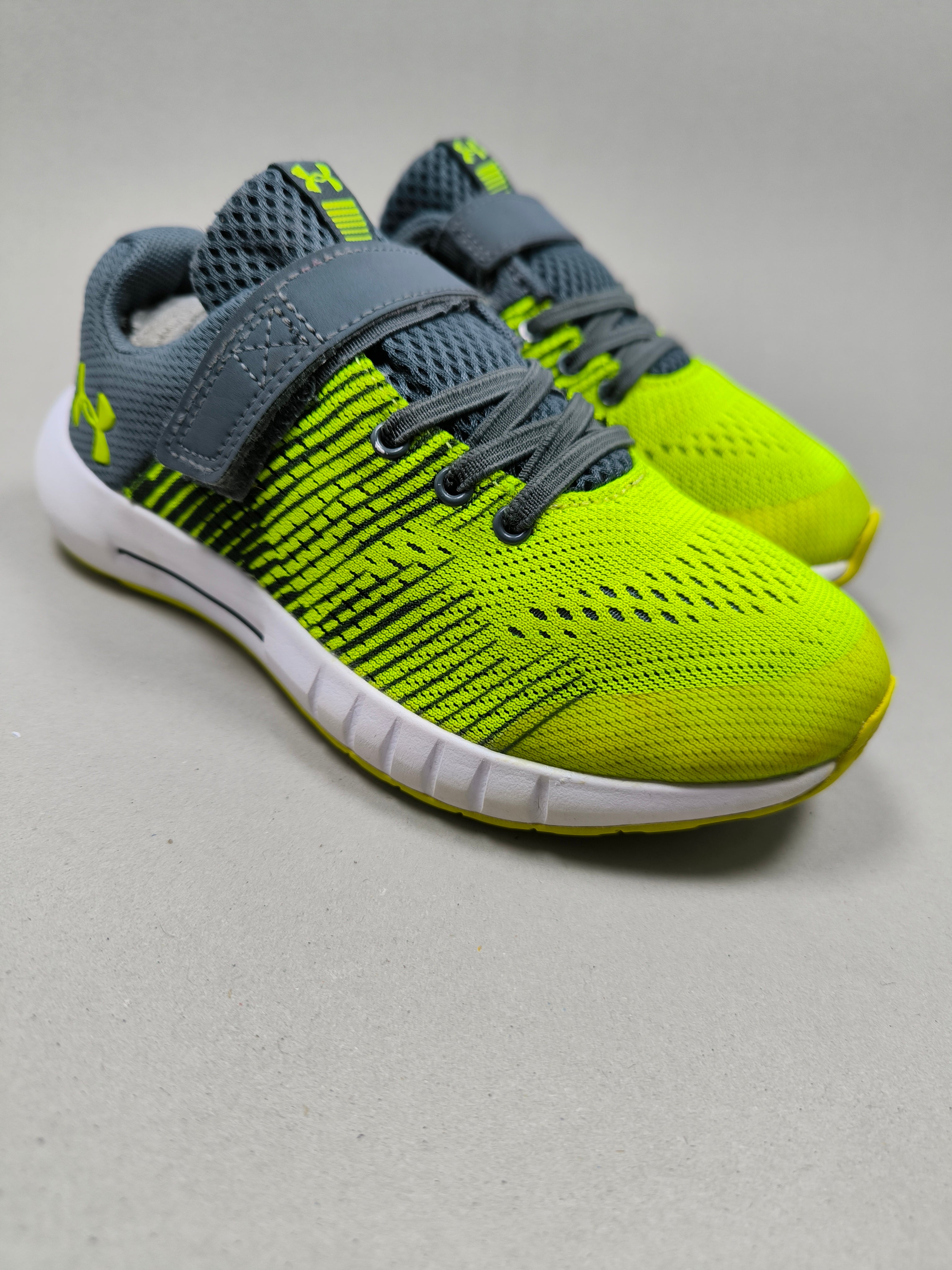 Under Armour Pre School . Size : EUR  31 | Excellent+