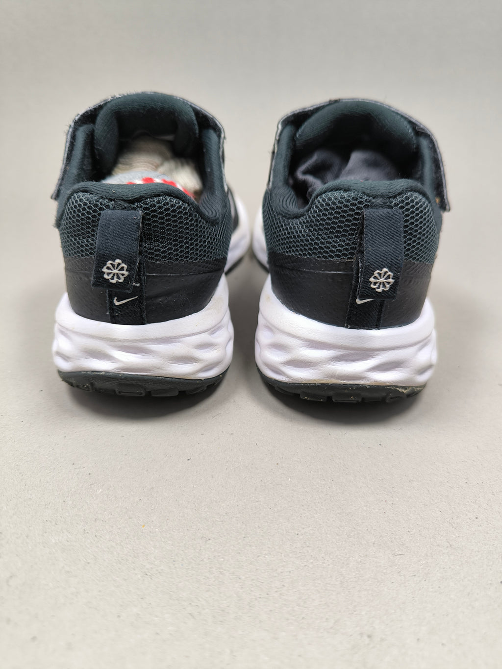 Nike Revolution 6 . Size : EUR  28 | Excellent+