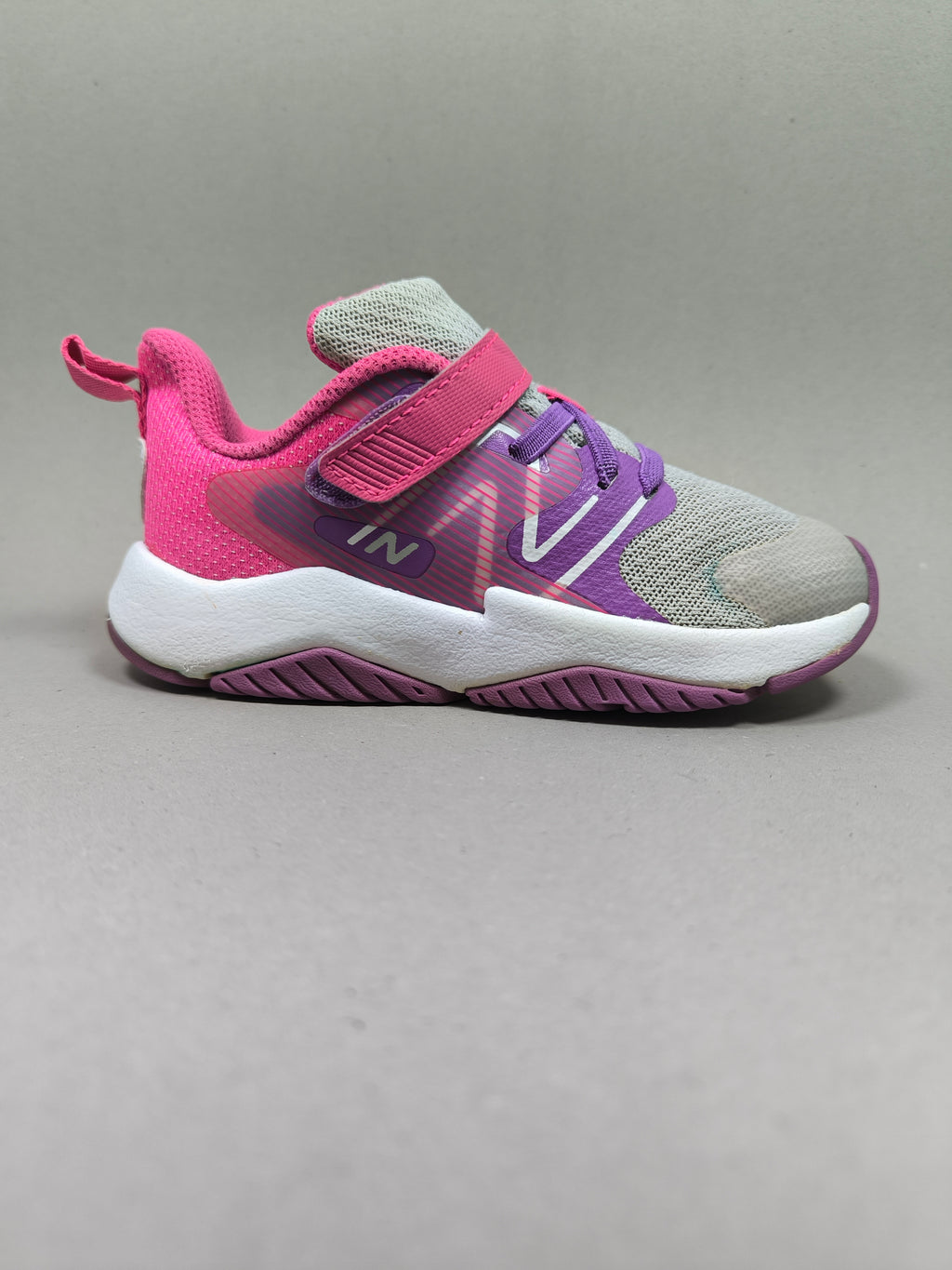 New Balance Wave Run v2 . Size : EUR  27 | Premium