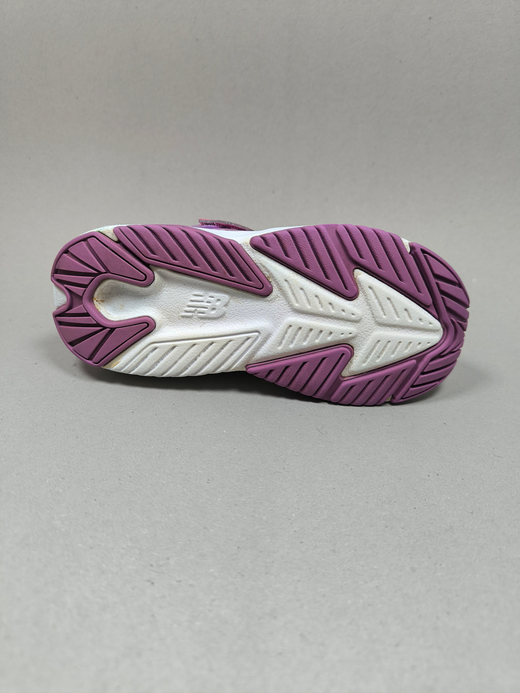 New Balance Wave Run v2 . Size : EUR  27 | Premium