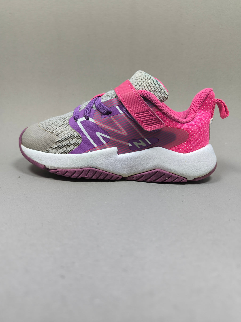 New Balance Wave Run v2 . Size : EUR  27 | Premium