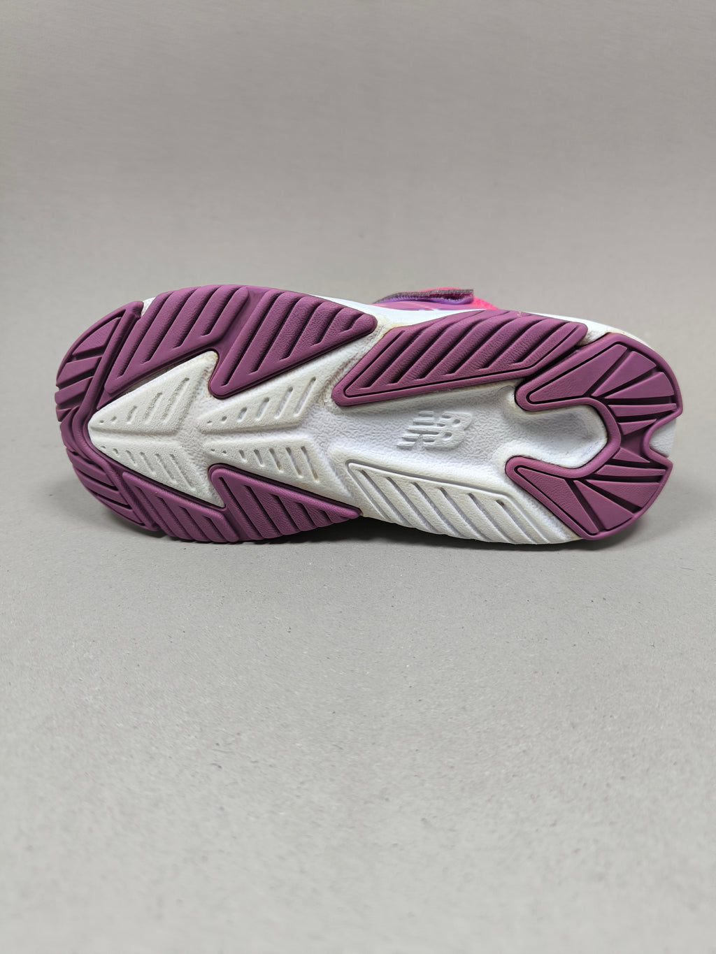 New Balance Wave Run v2 . Size : EUR  27 | Premium