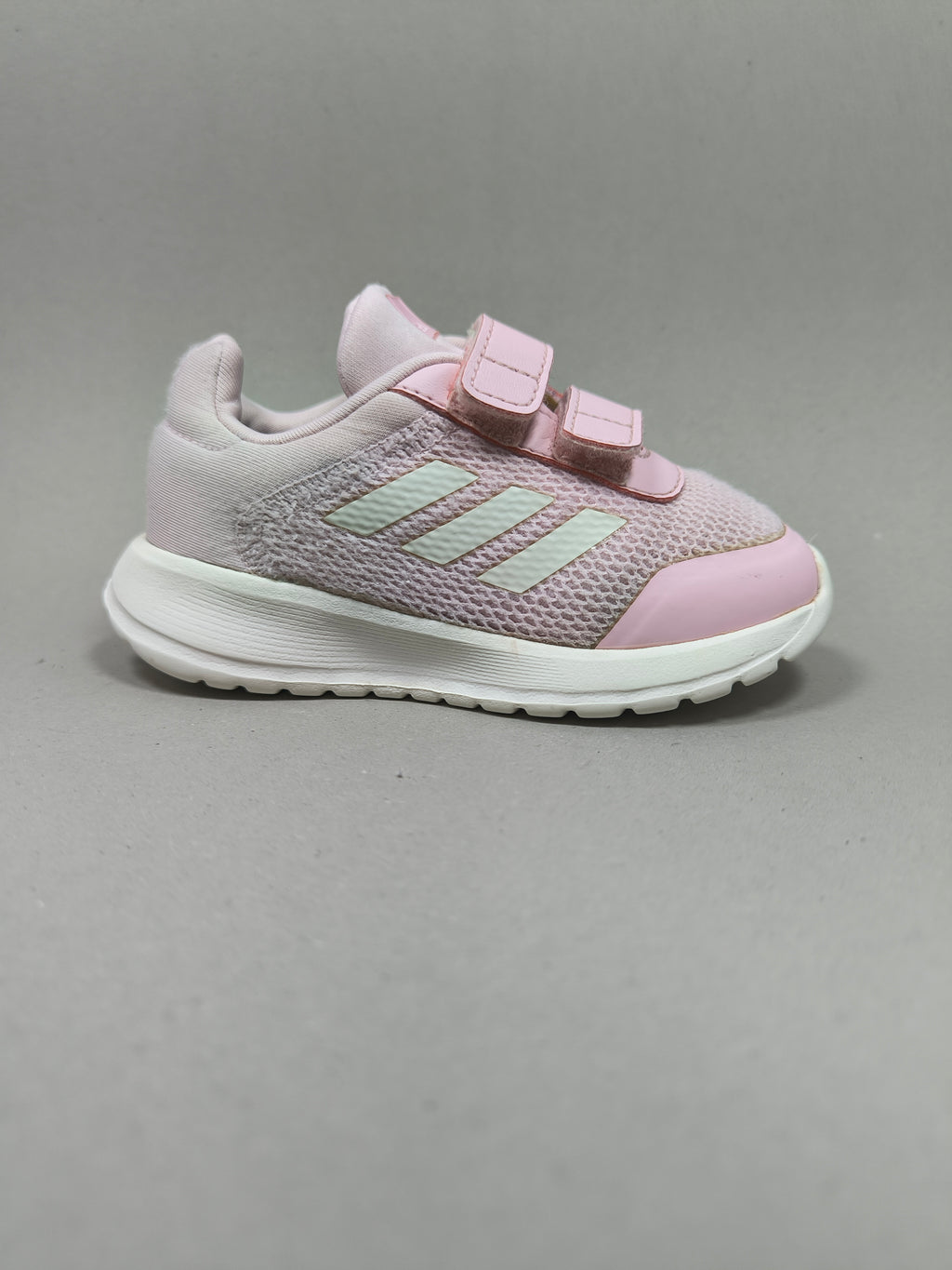 Adidas Tensaur . Size : EUR  23 | Premium