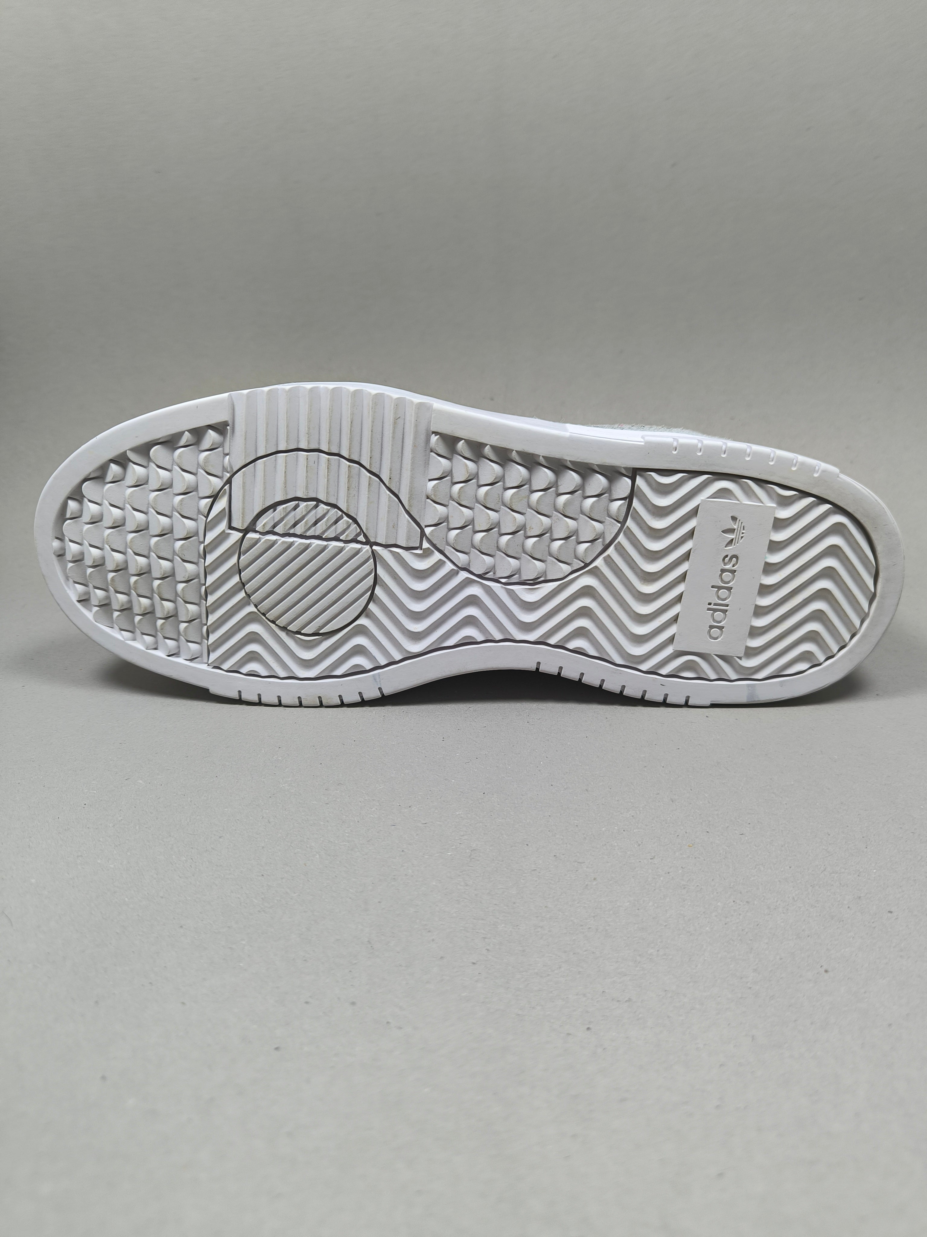 Adidas Super Court . Size : EUR  40 | Premium