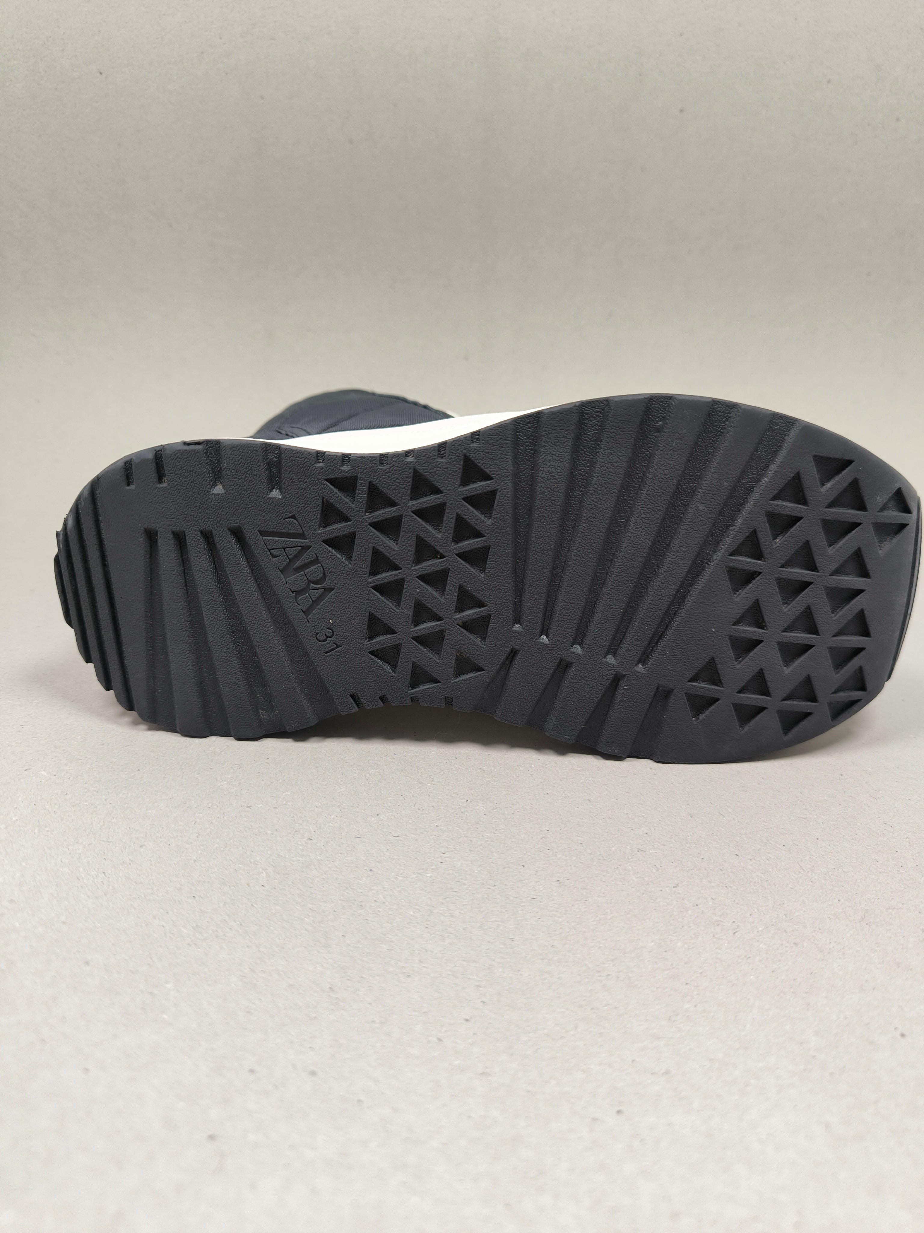 Zara High Top . Size : EUR  31 | Premium