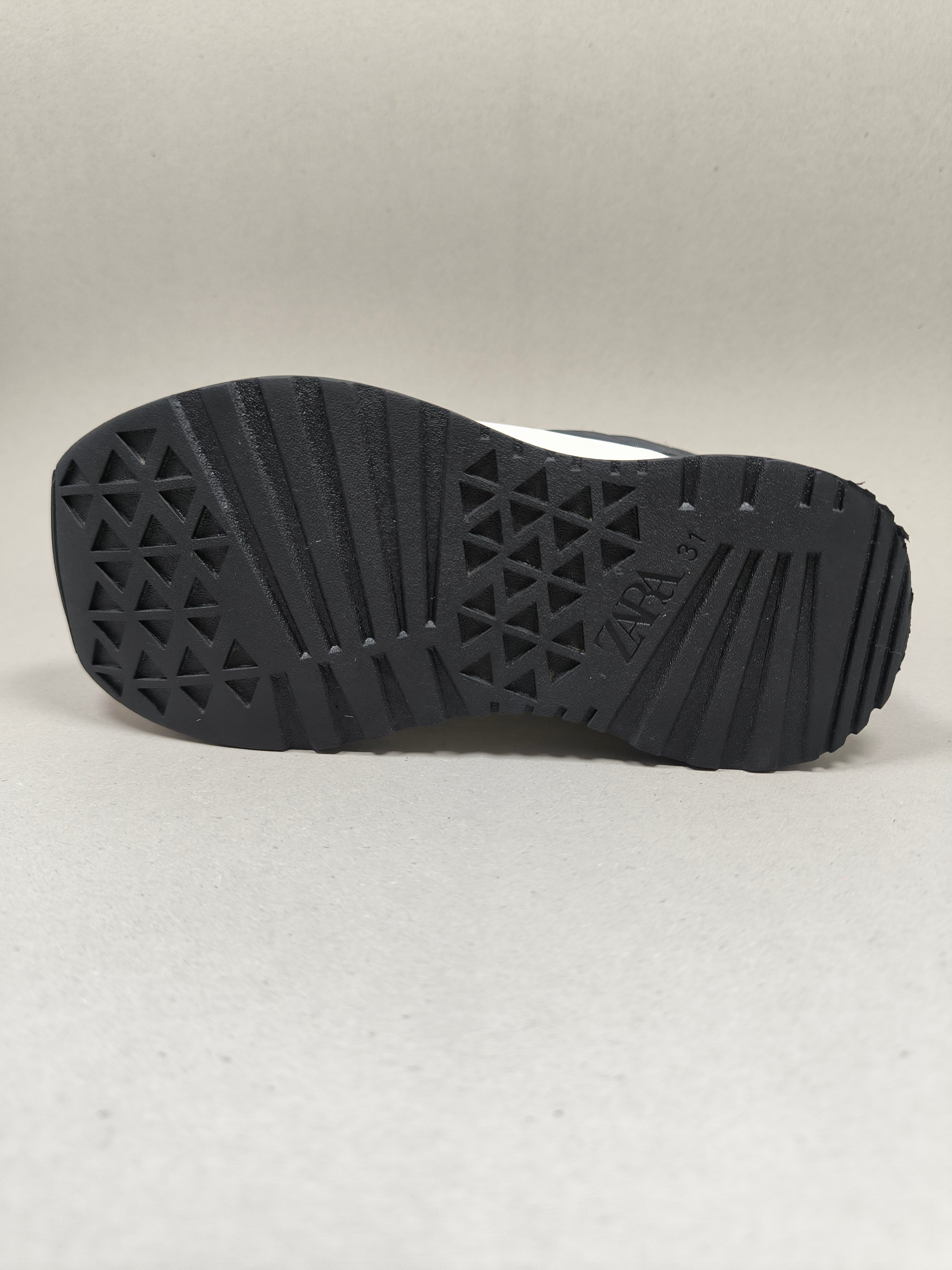 Zara High Top . Size : EUR  31 | Premium