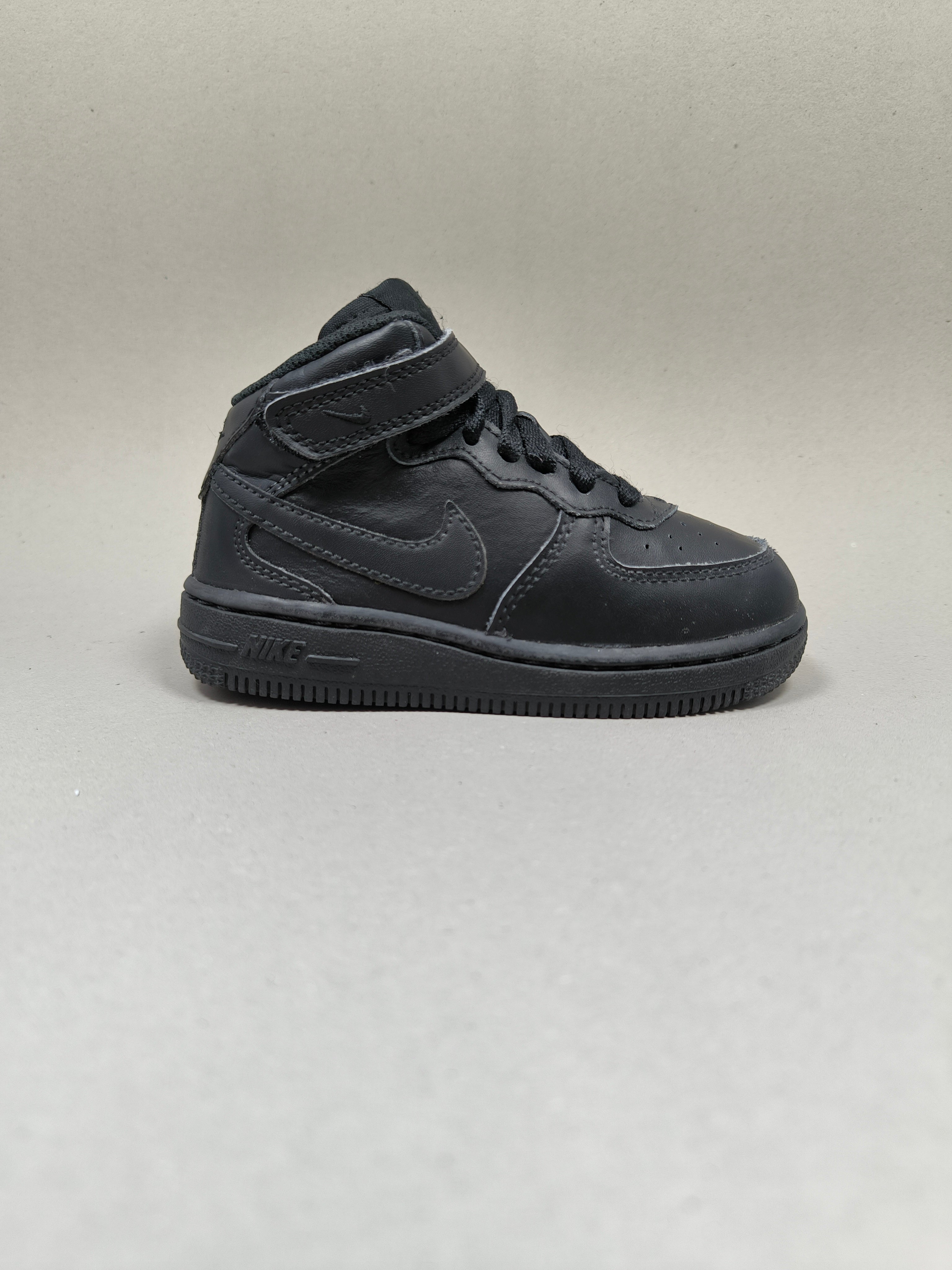 Nike Force 1 . Size : EUR  25 | Premium