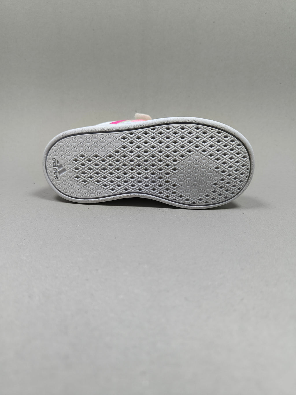 Adidas Breaknet . Size : EUR  23 | Premium