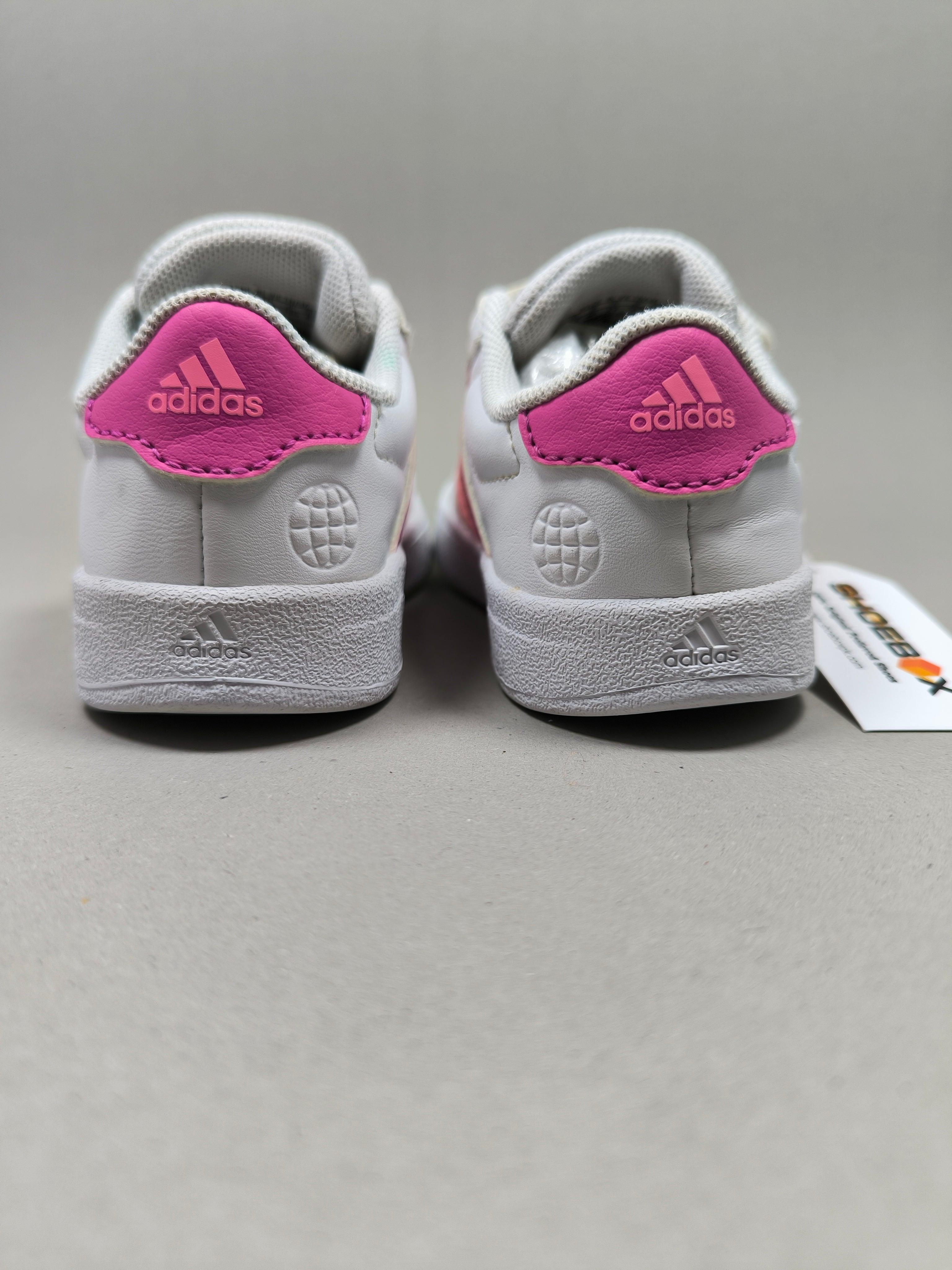 Adidas Breaknet . Size : EUR  23 | Premium