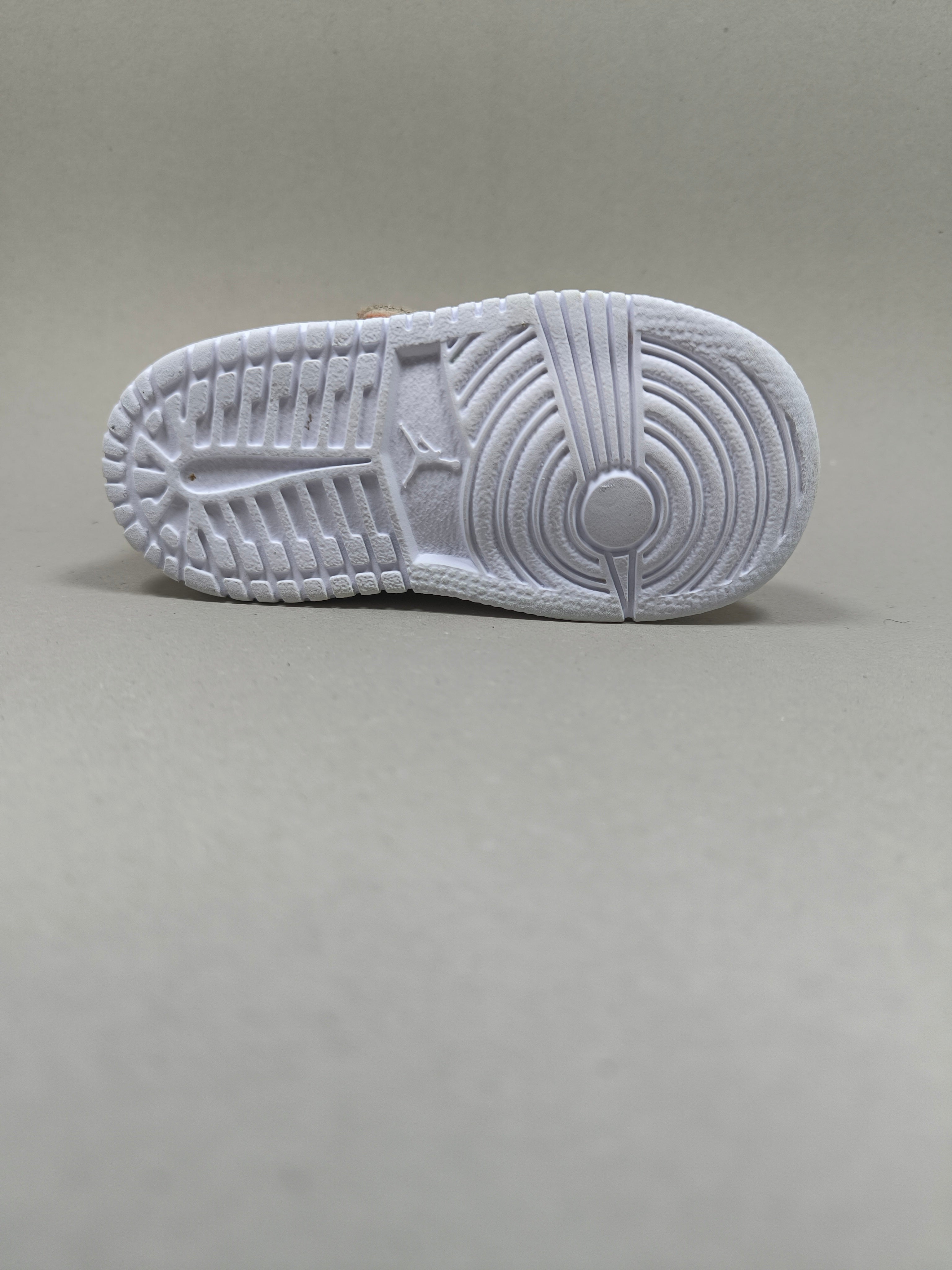 Nike Jordan Mid SE . Size : EUR  22 | Premium