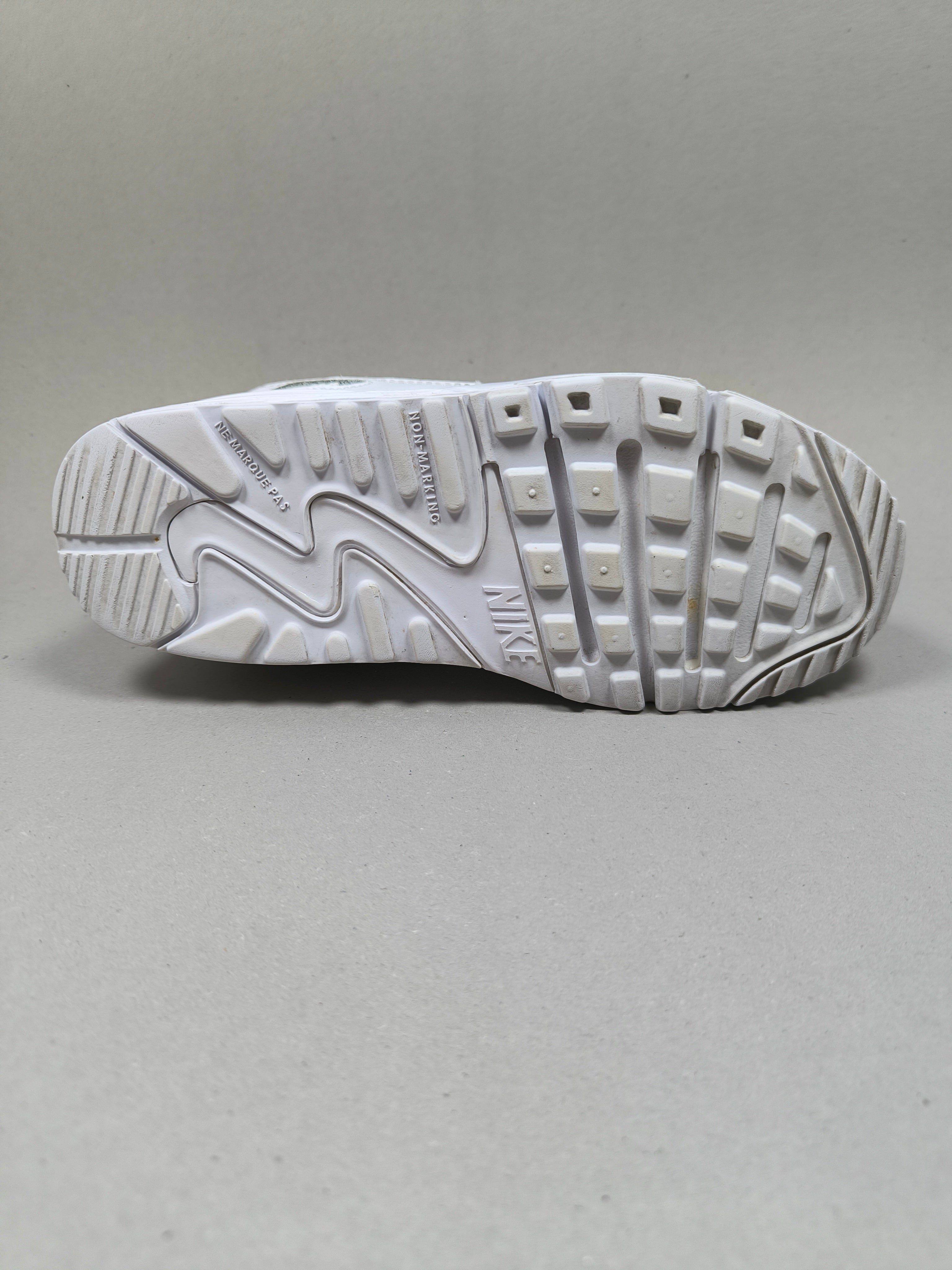 Nike Air max . Size : EUR  33 | Excellent+