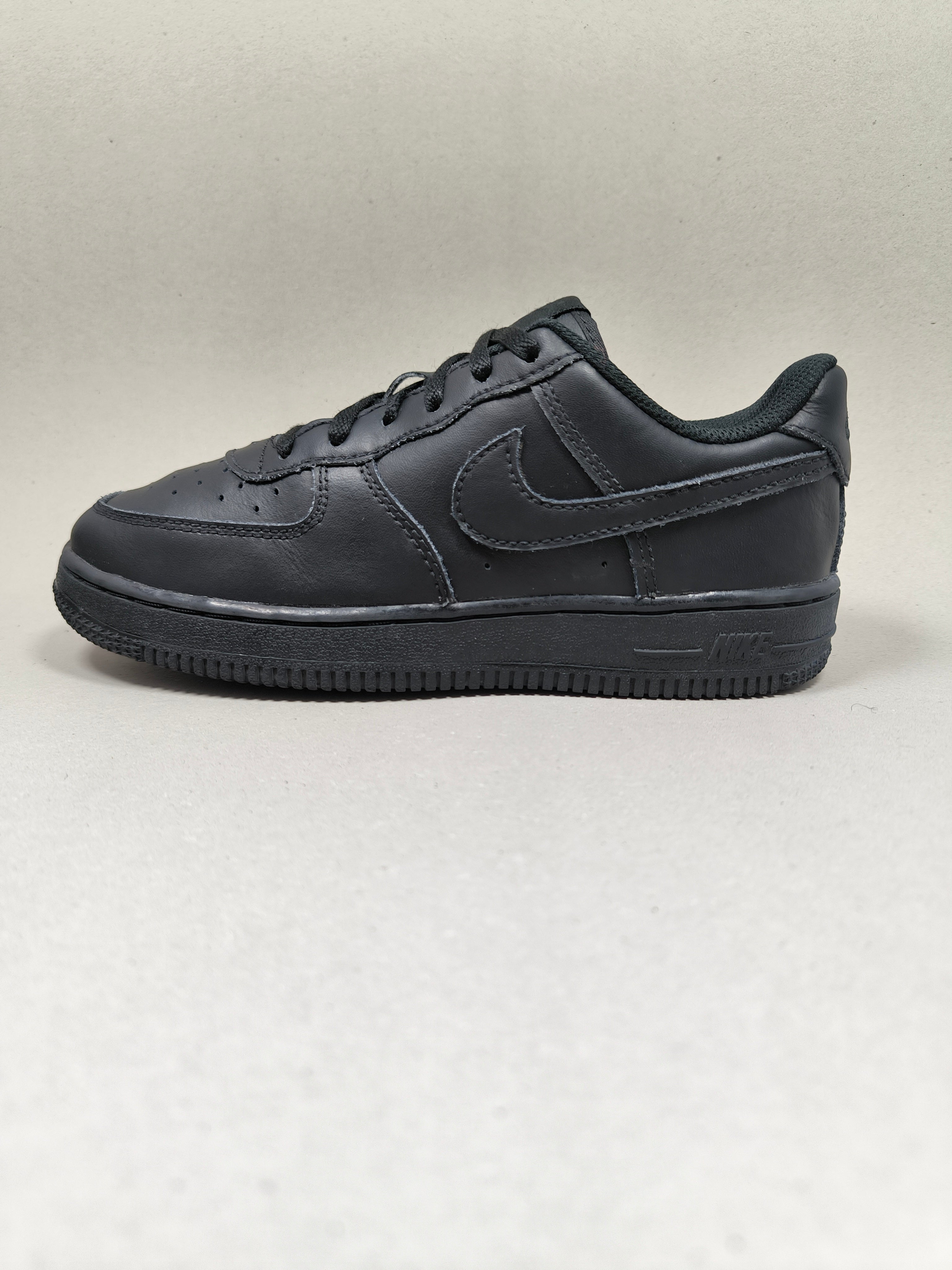 Nike Air Force 1 . Size : EUR  34 | Excellent+