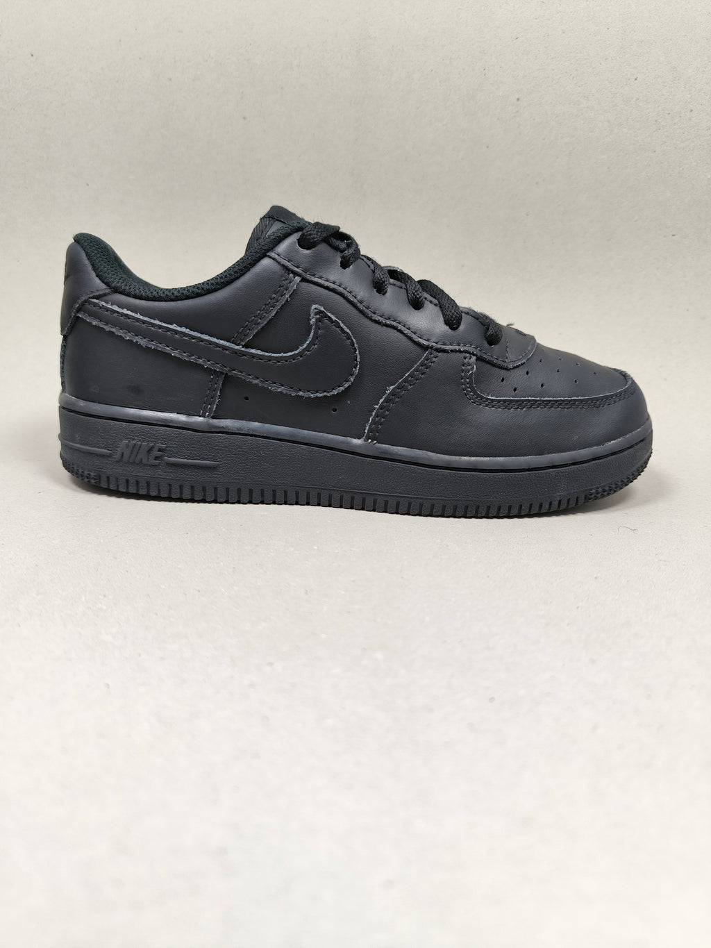Nike Air Force 1 . Size : EUR  34 | Excellent+